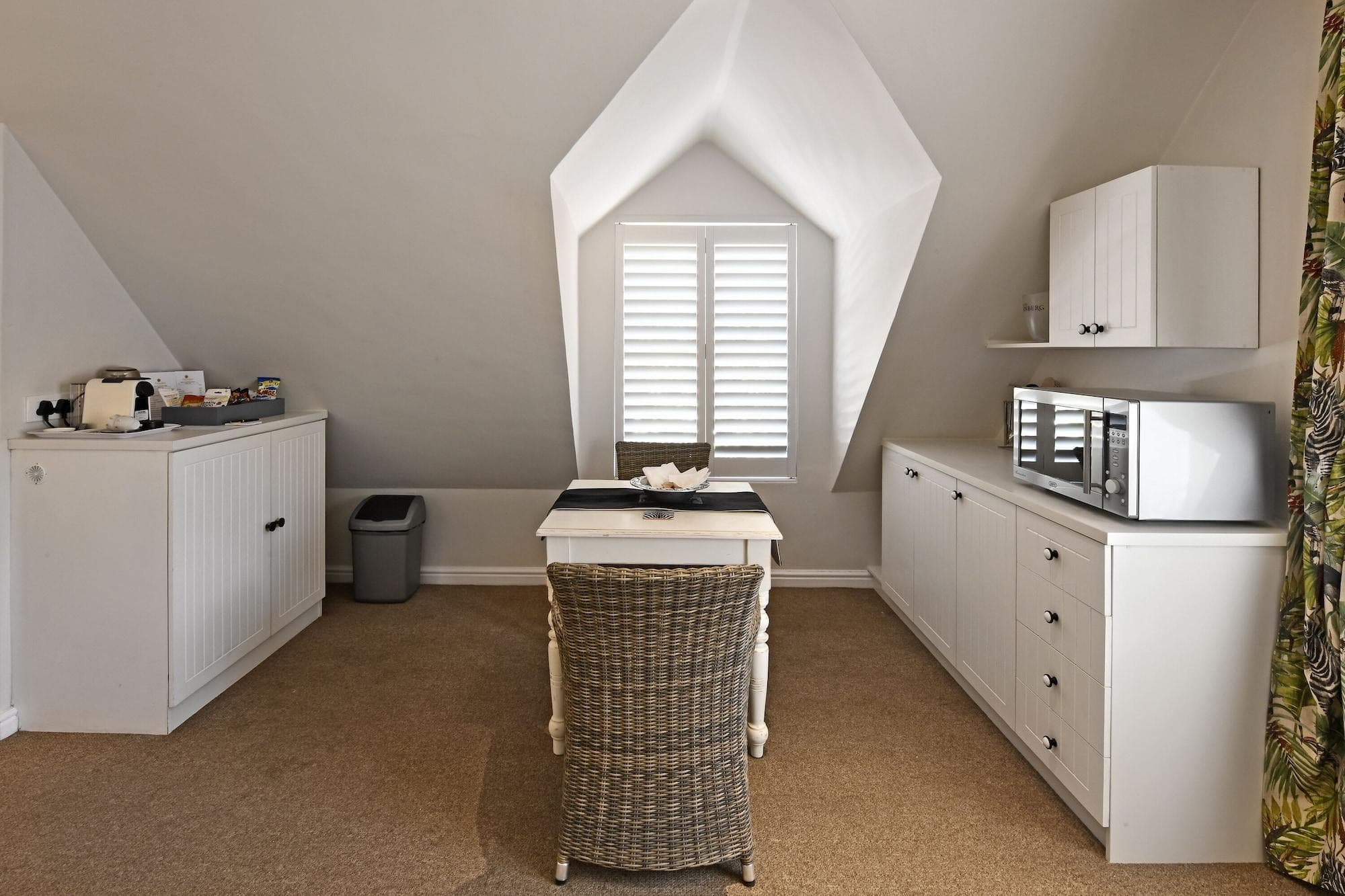 Fleur Du Soleil, Room