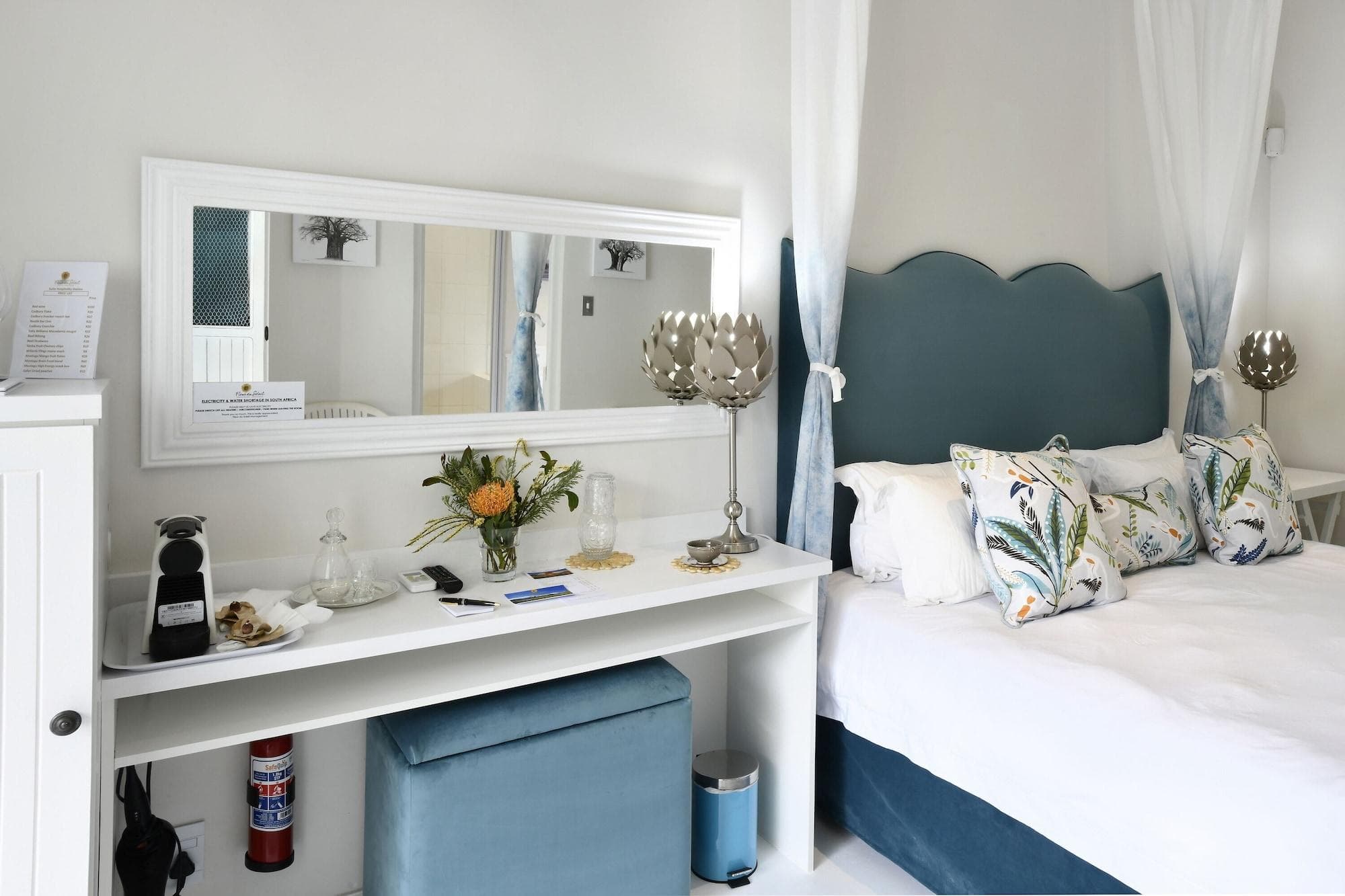 Fleur Du Soleil, Room