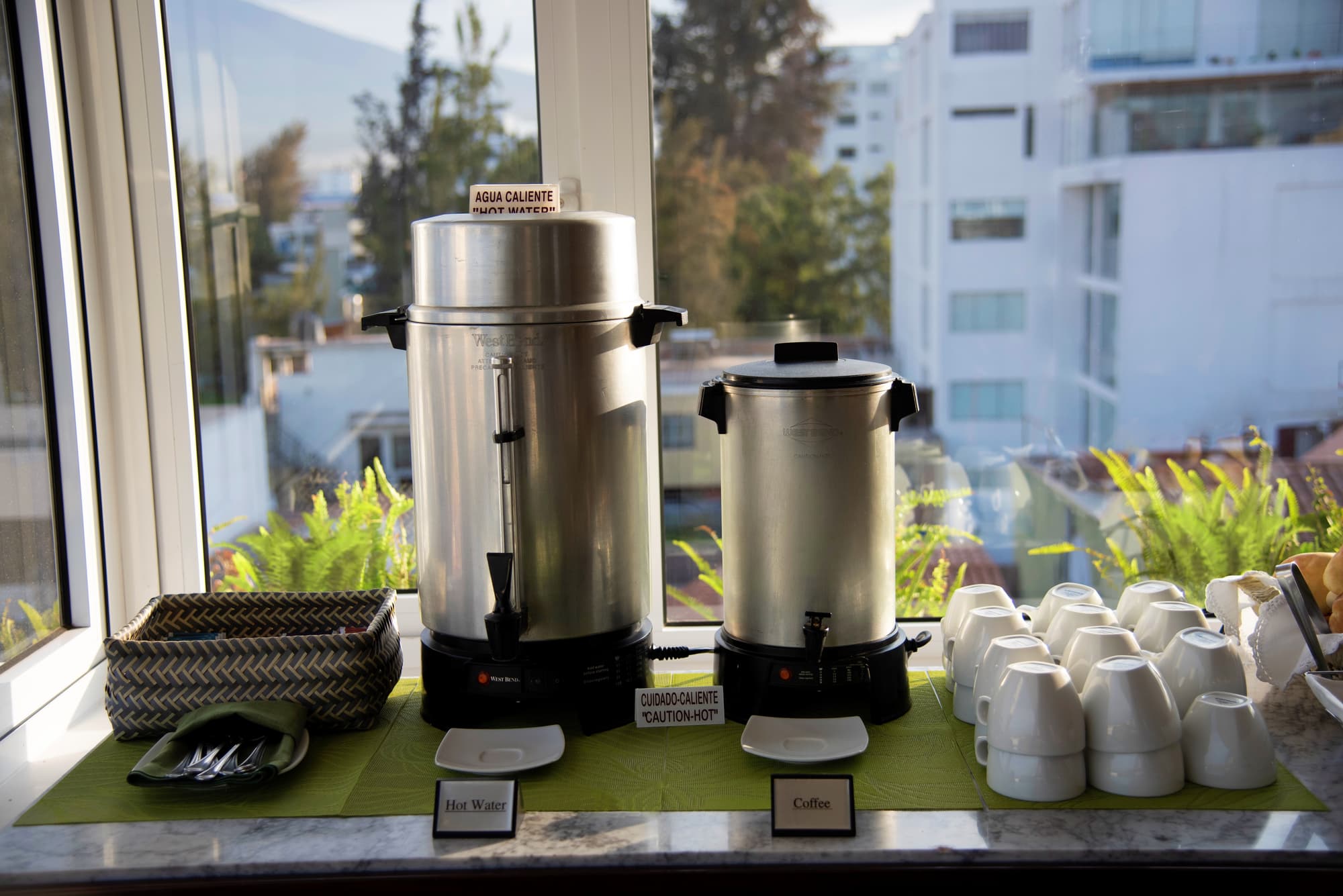 Mint Hotel, Restaurant