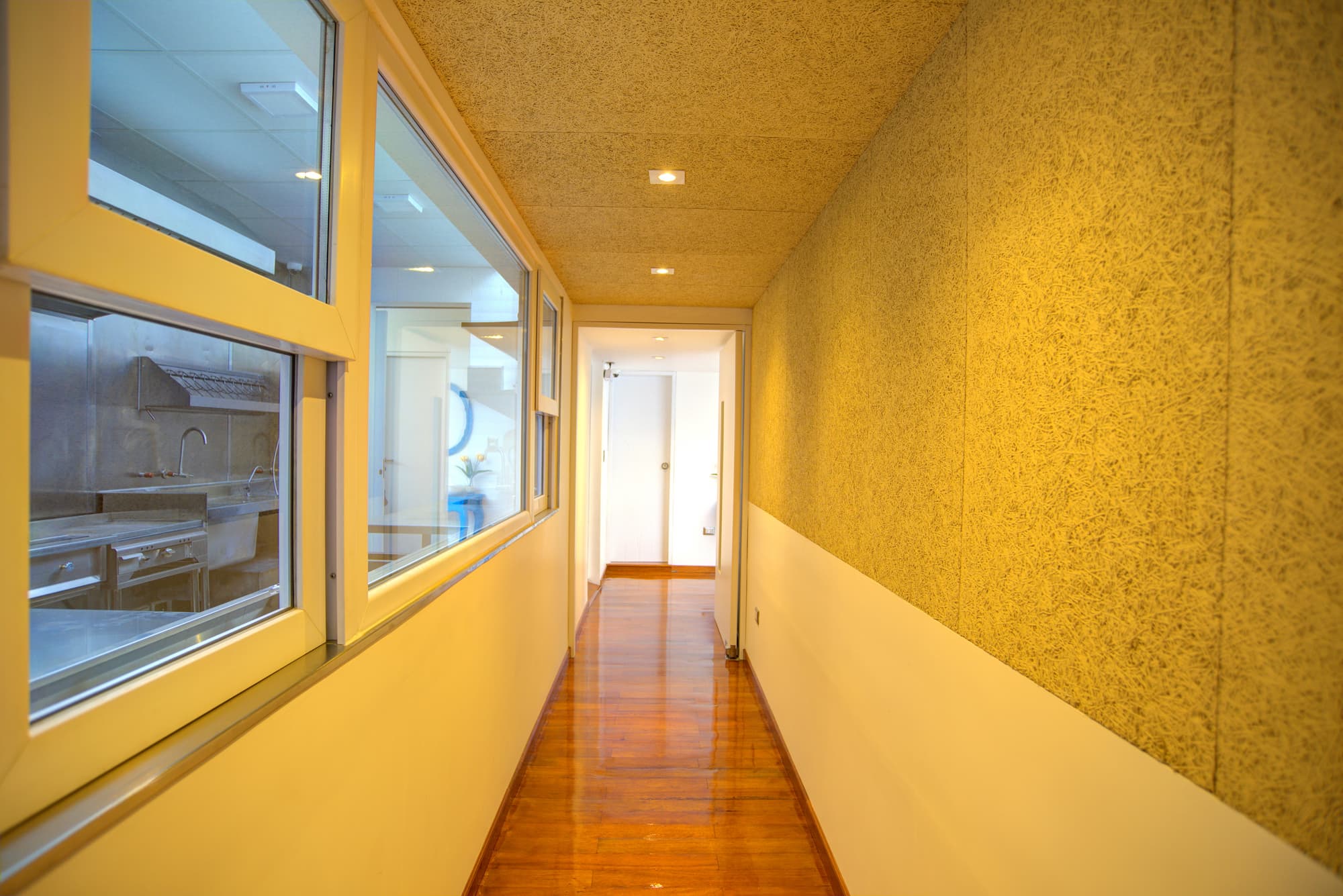 Mint Hotel, Restaurant