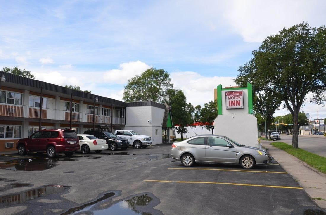 Coachman Inn, General view