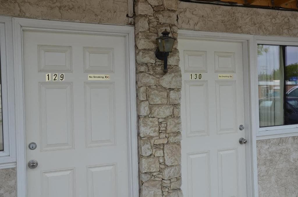 Coachman Inn, General view