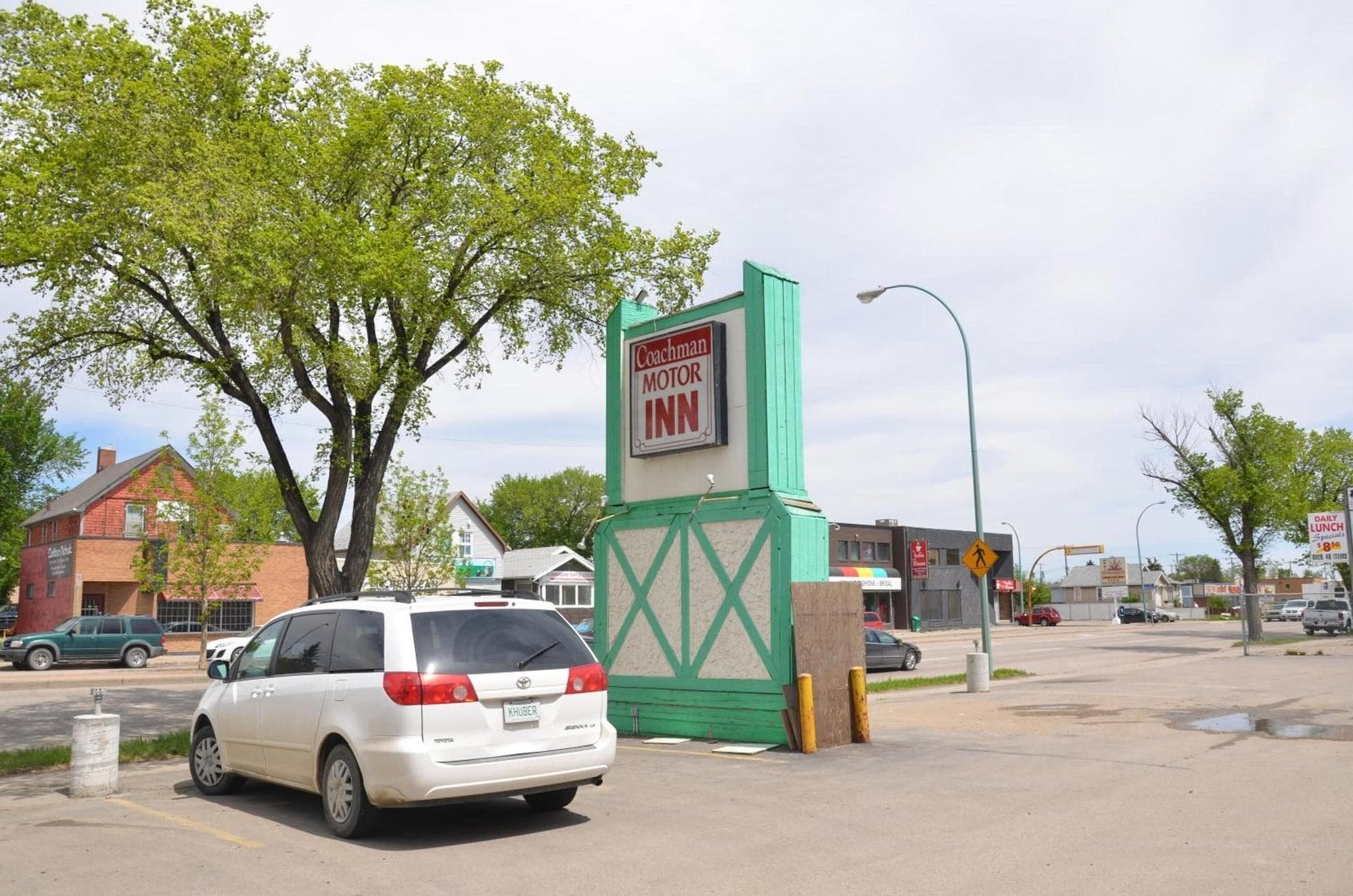 Coachman Inn, General view