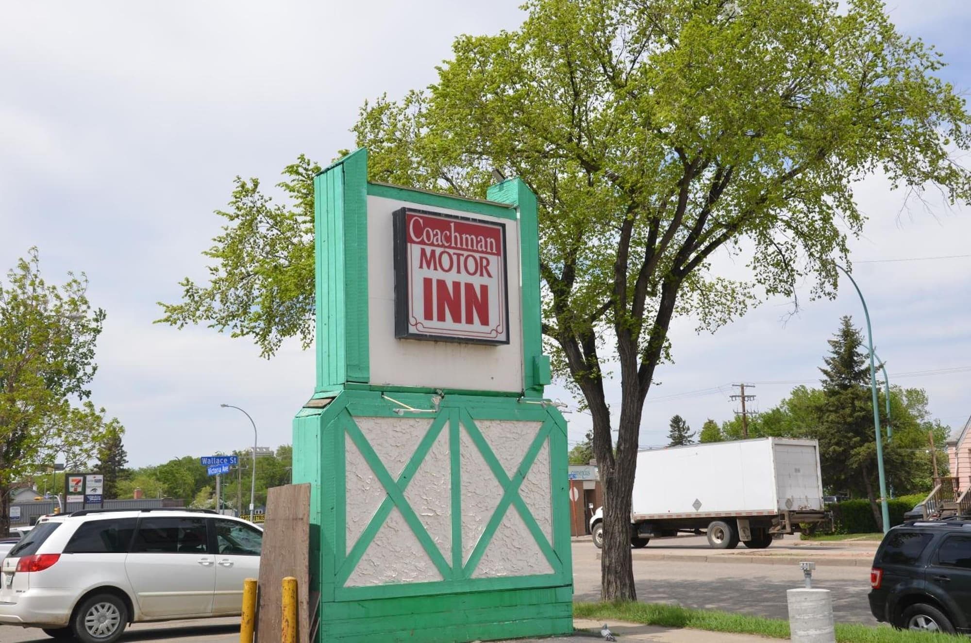 Coachman Inn, General view
