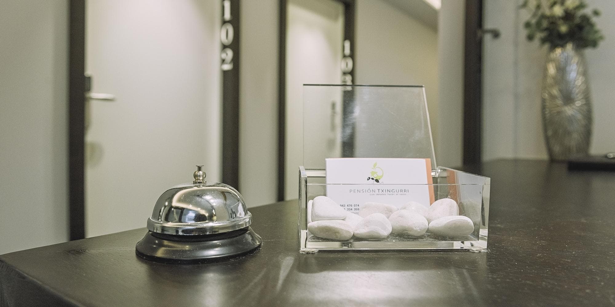 Pensión Txingurri, Lobby