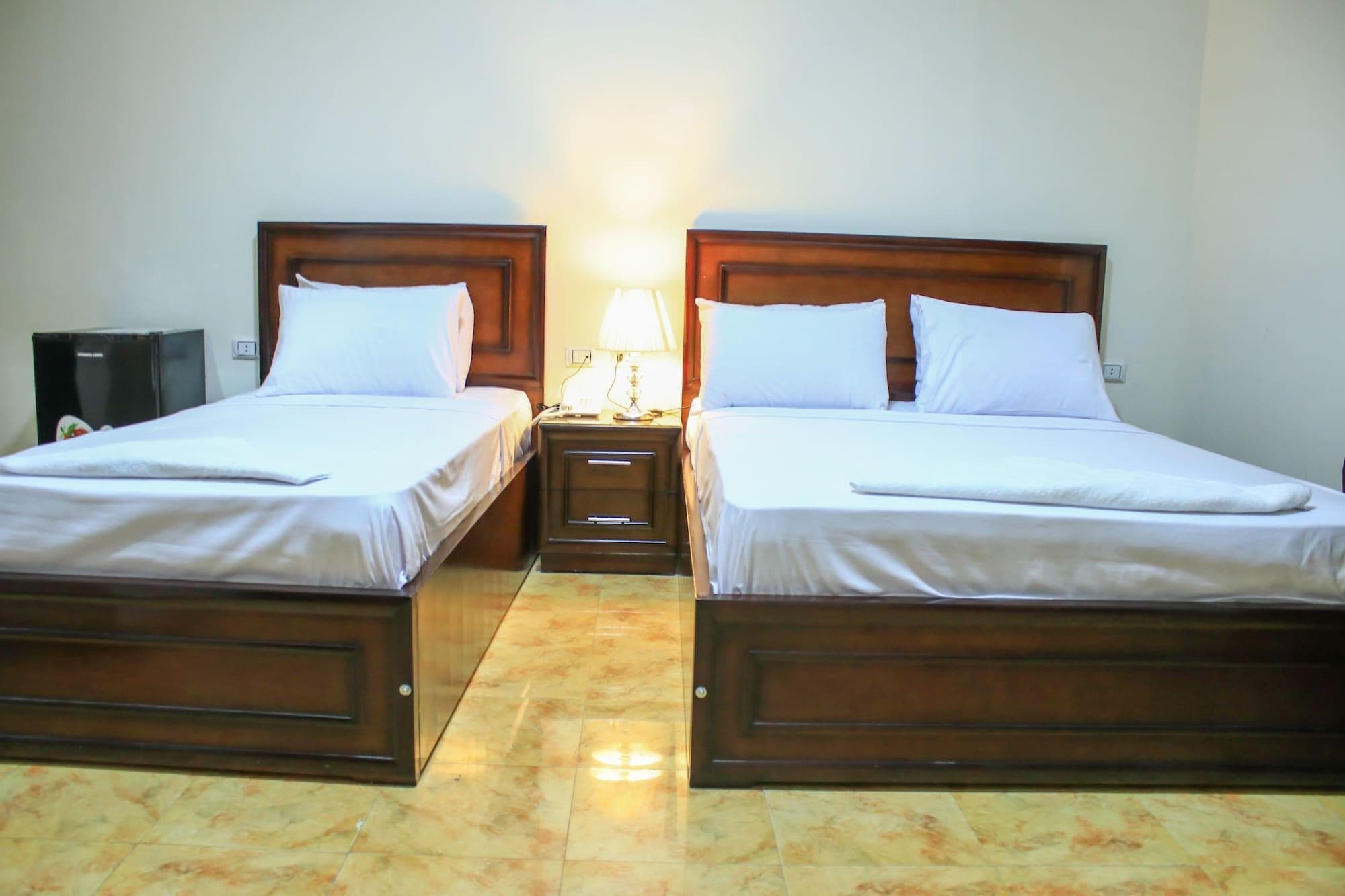 Midtown Hostel, Room