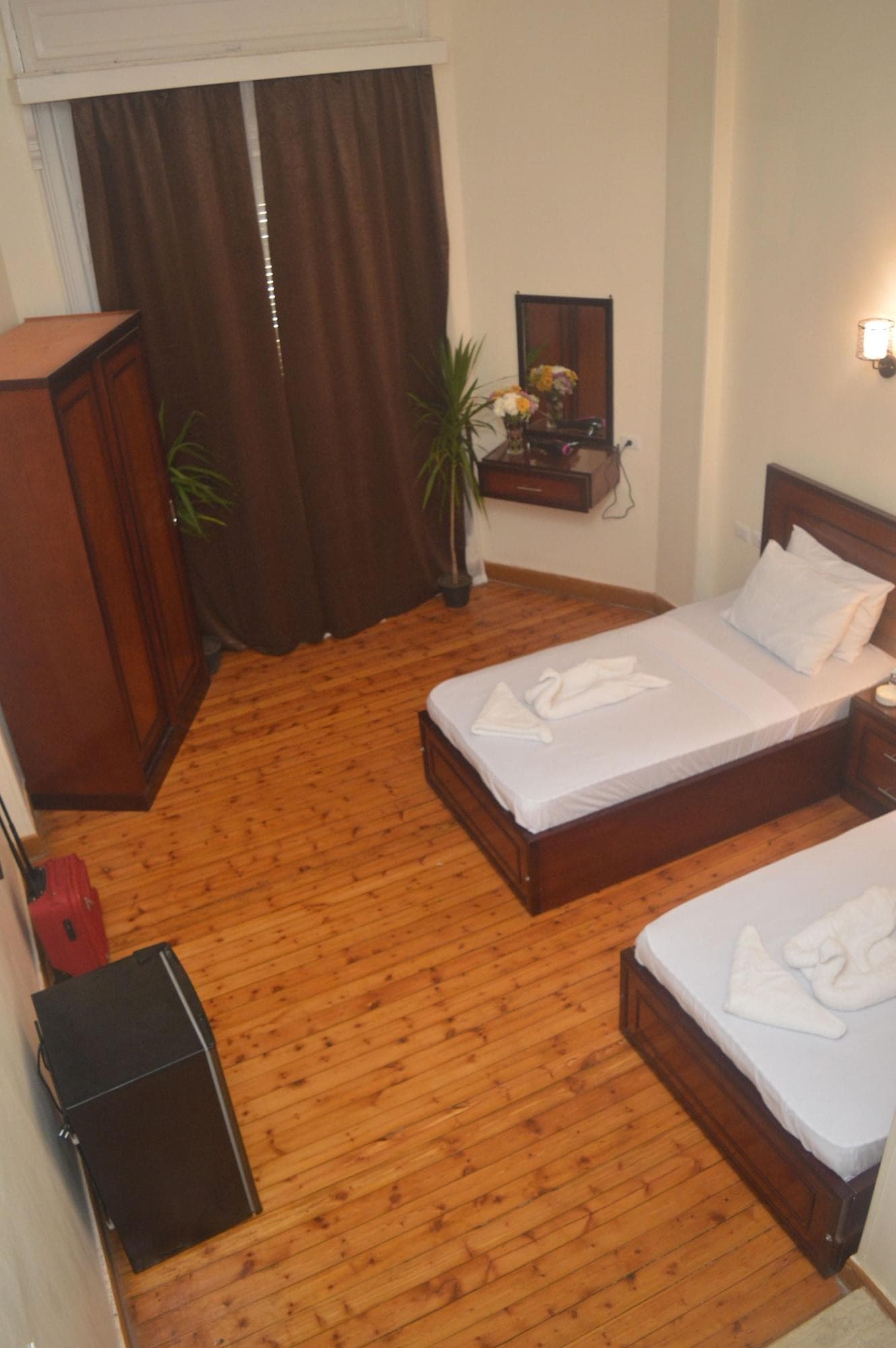 Midtown Hostel, Room