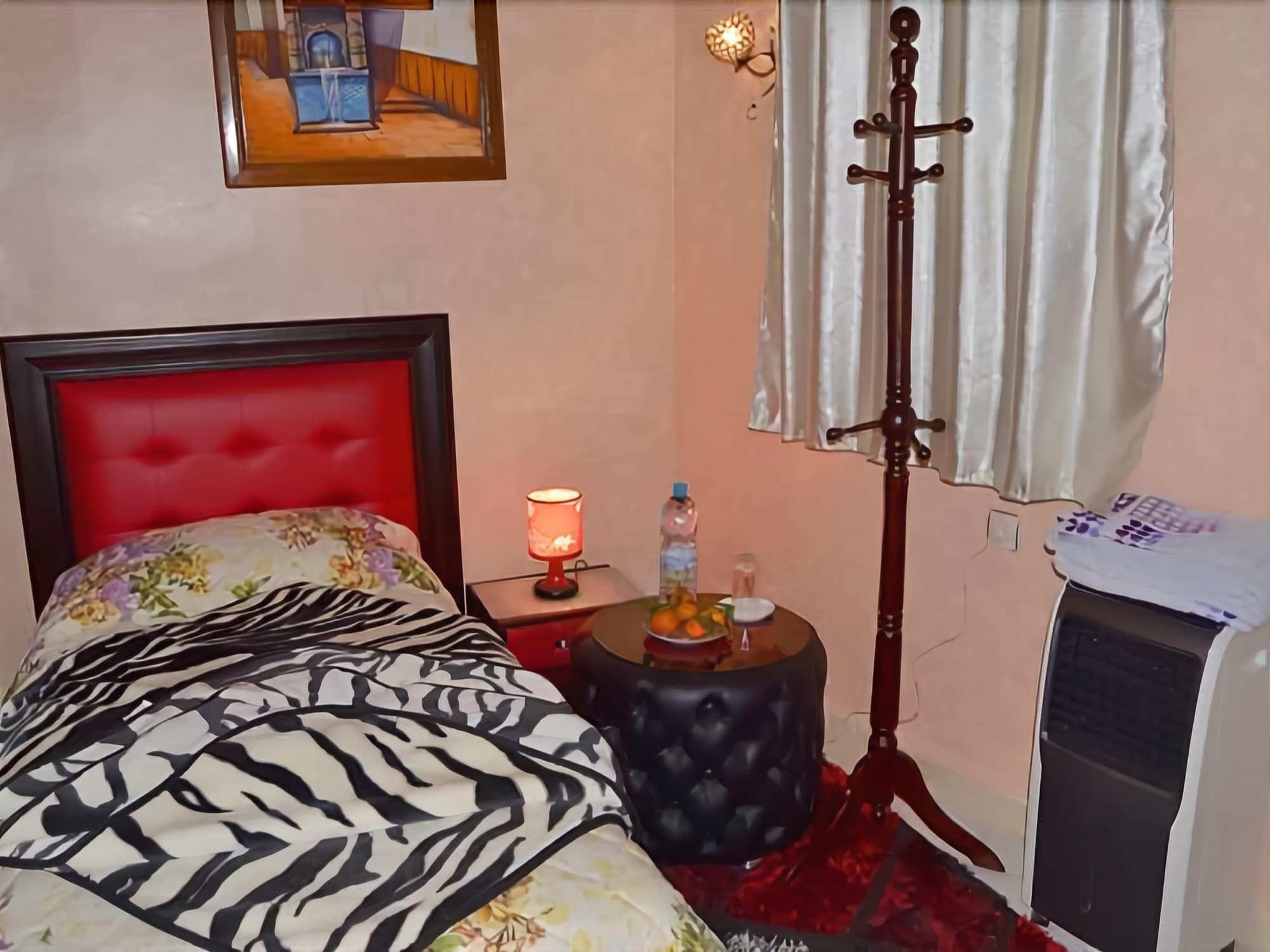 Dar El Ouedghiri, Room