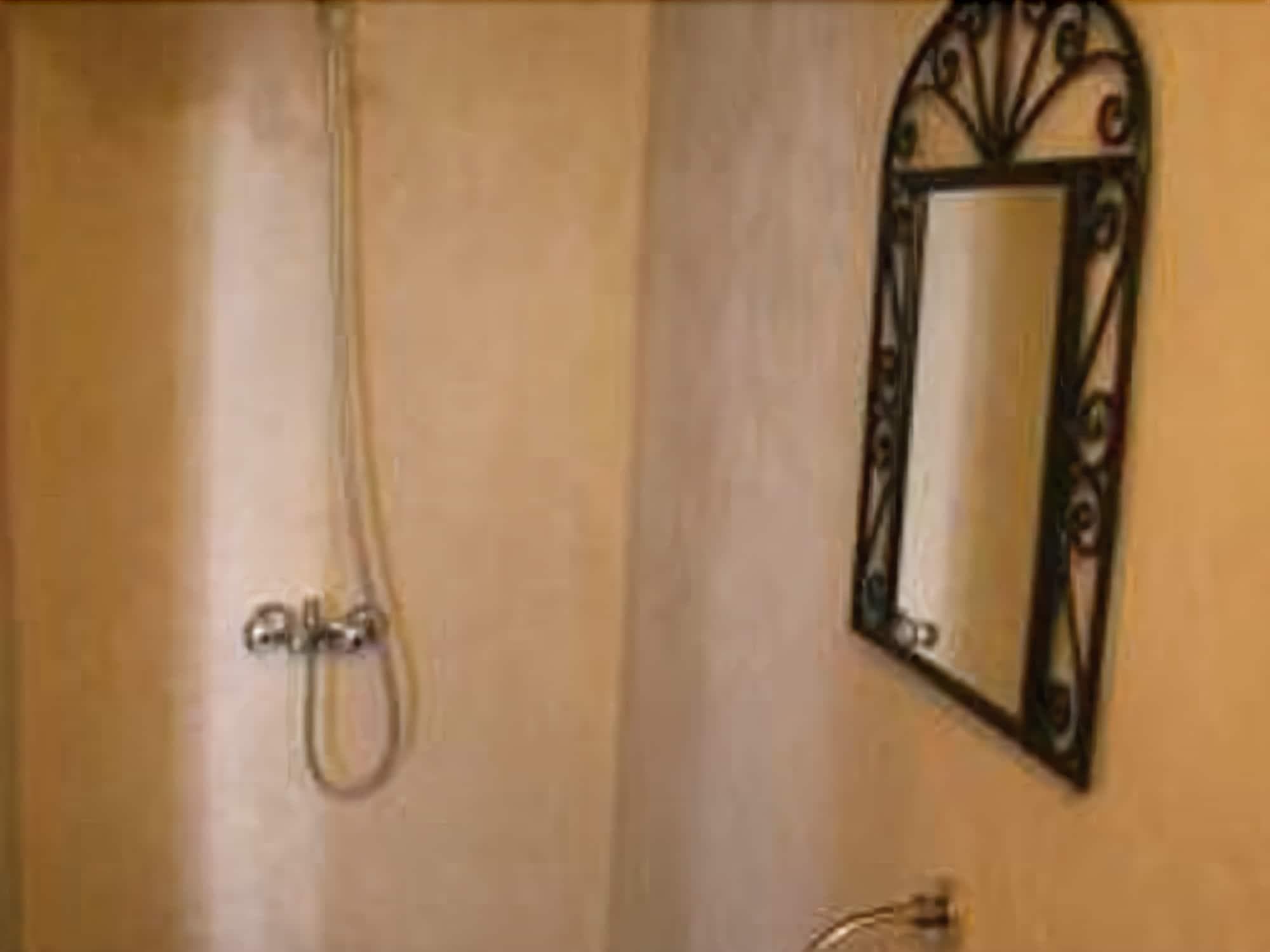 Dar El Ouedghiri, Room