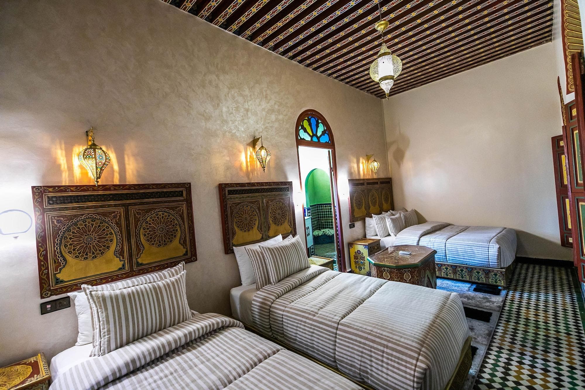 Dar El Ouedghiri, Room