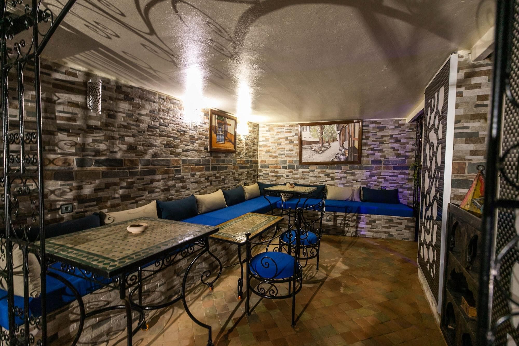 Dar El Ouedghiri, Room