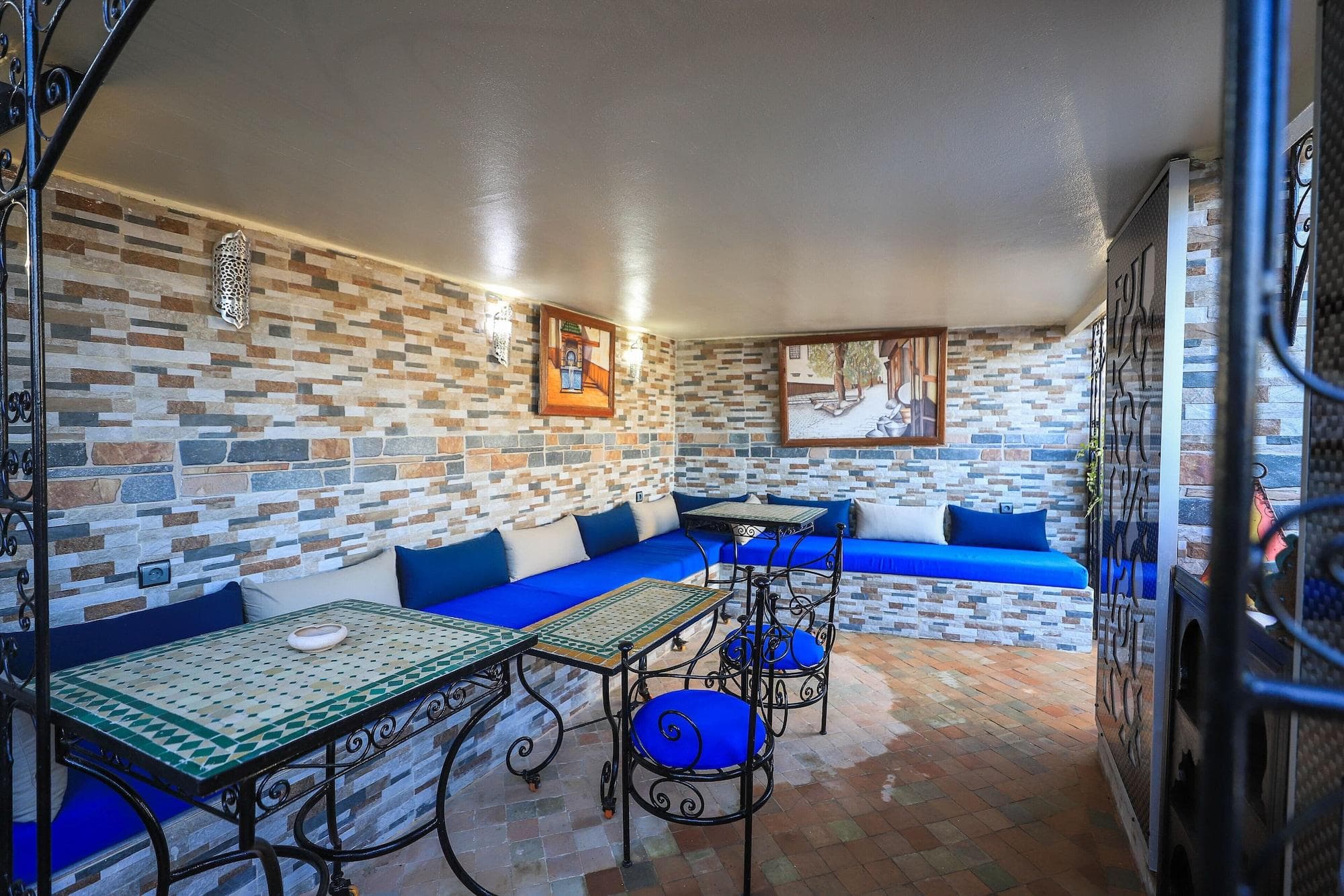 Dar El Ouedghiri, Room