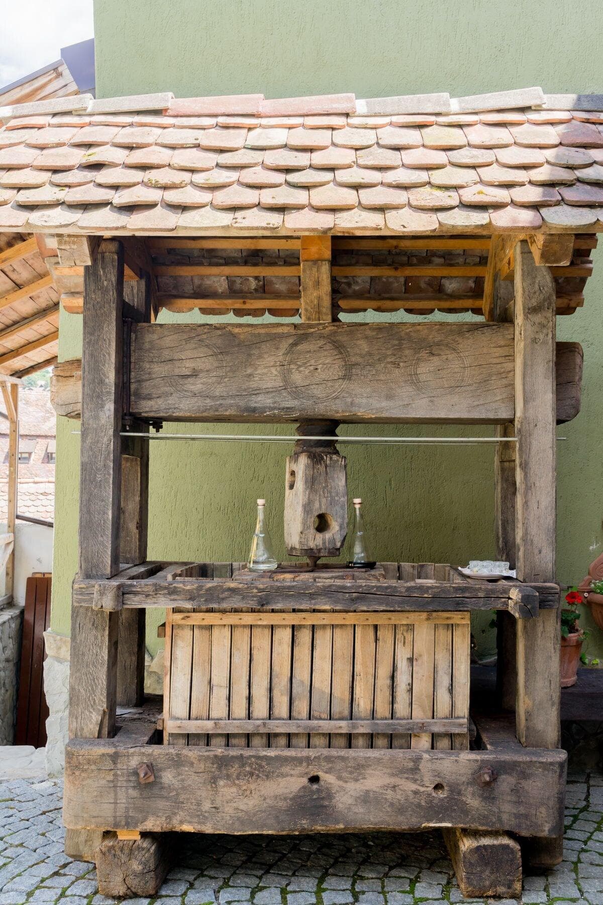 Taschler Haus Boutique, General view