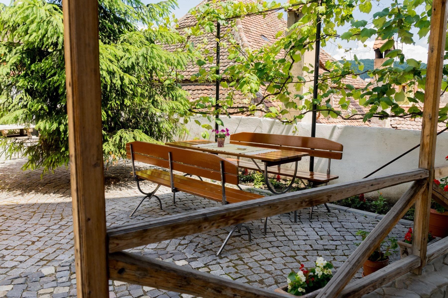 Taschler Haus Boutique, General view