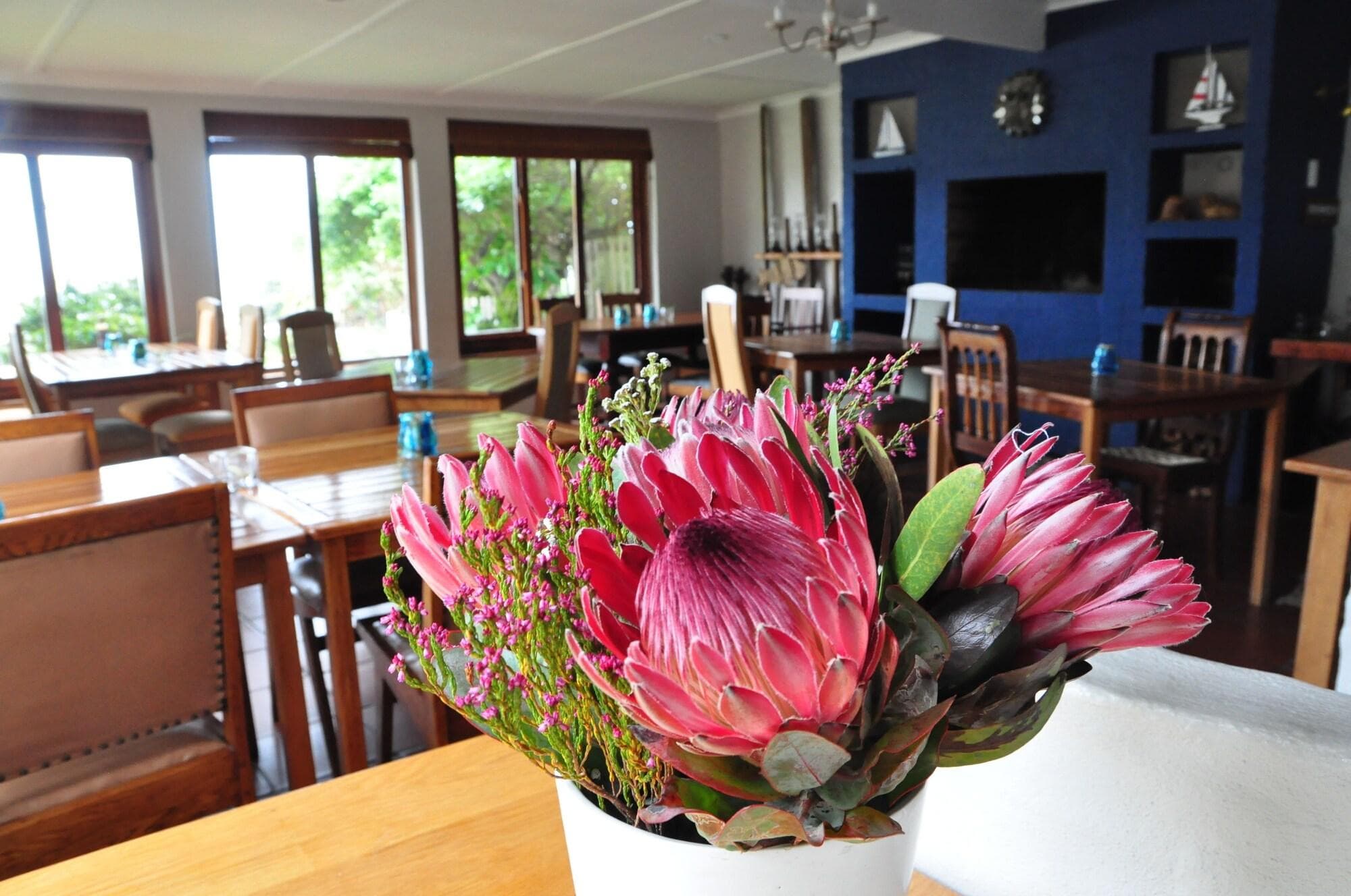 Saxon Lodge, Restaurant