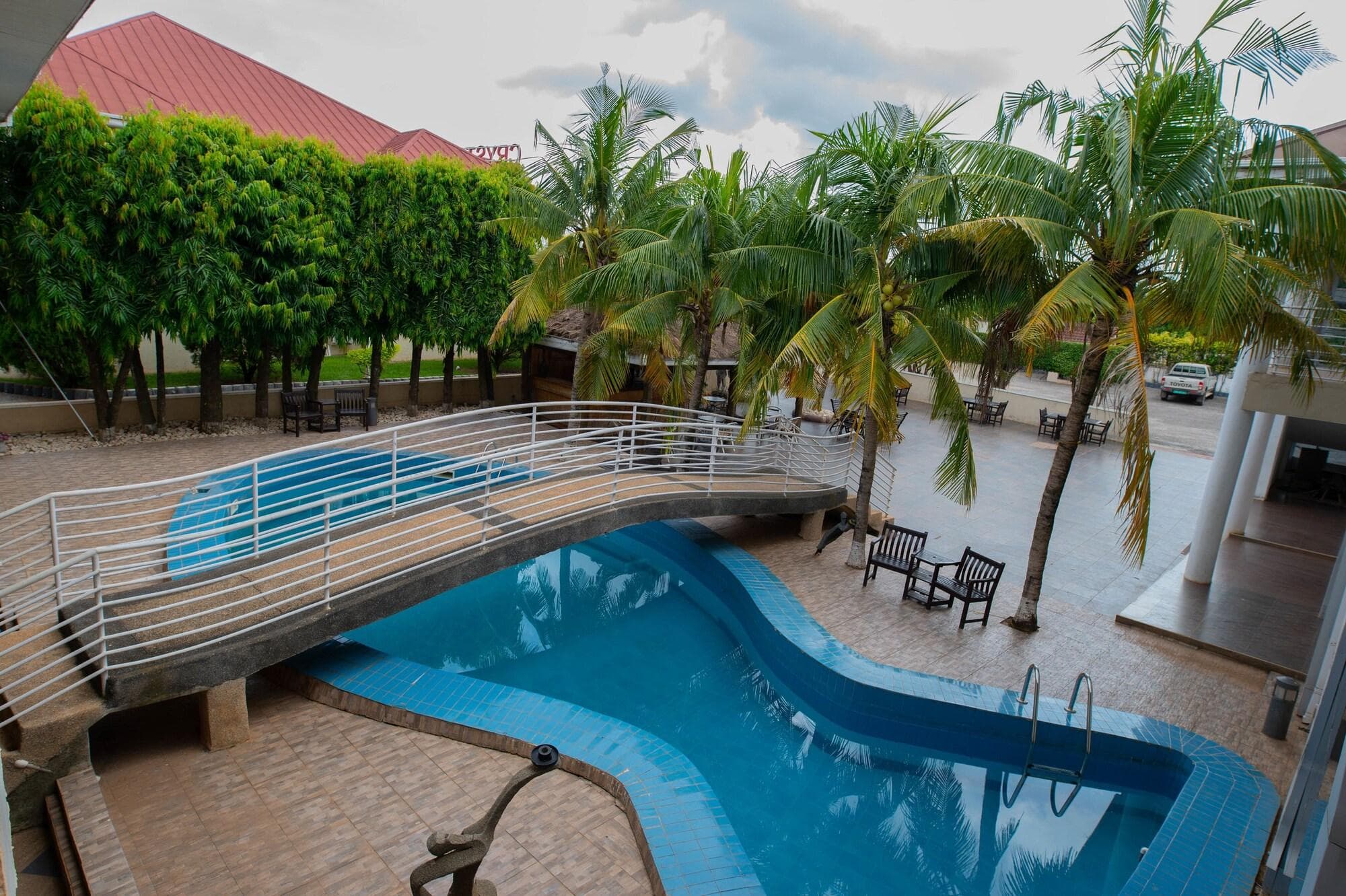 Crystal Rose Ambassador Hotel, Sports and Entertainment