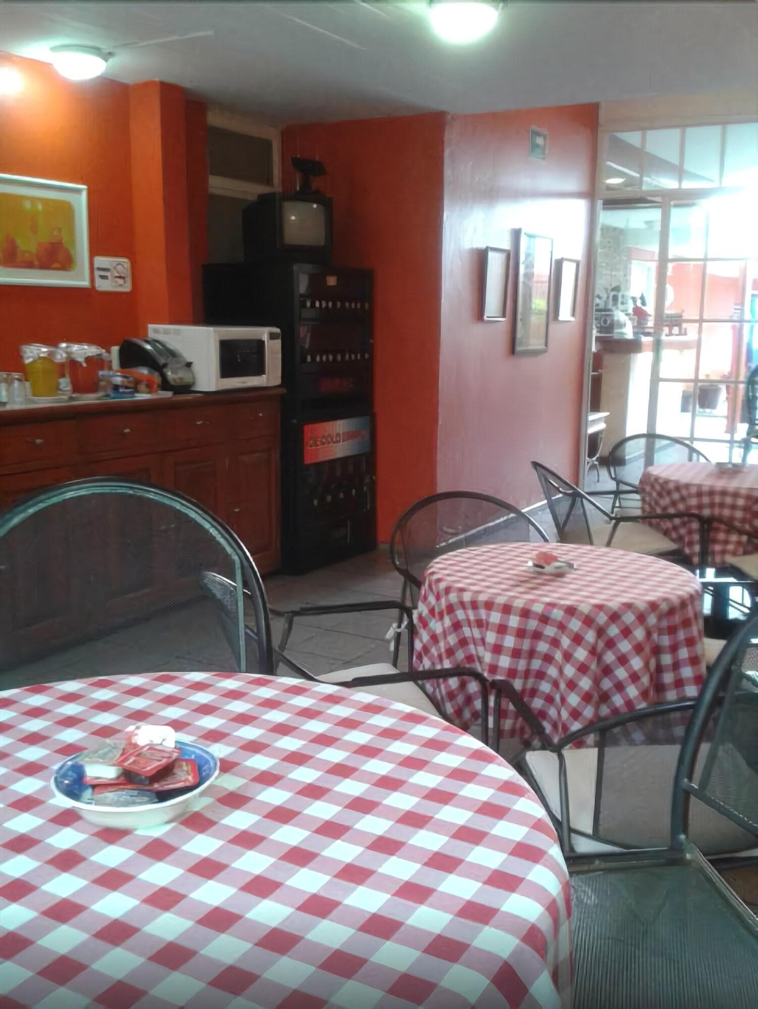 Hotel Camba, Restaurant