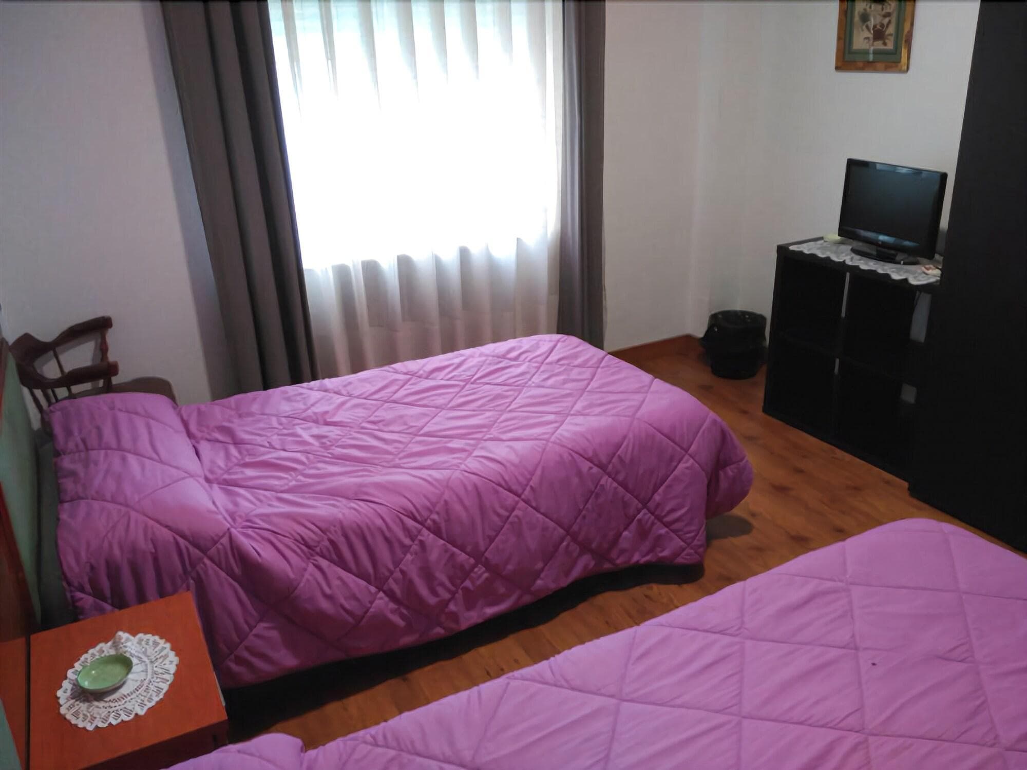 Hotel Vaqueros, Room