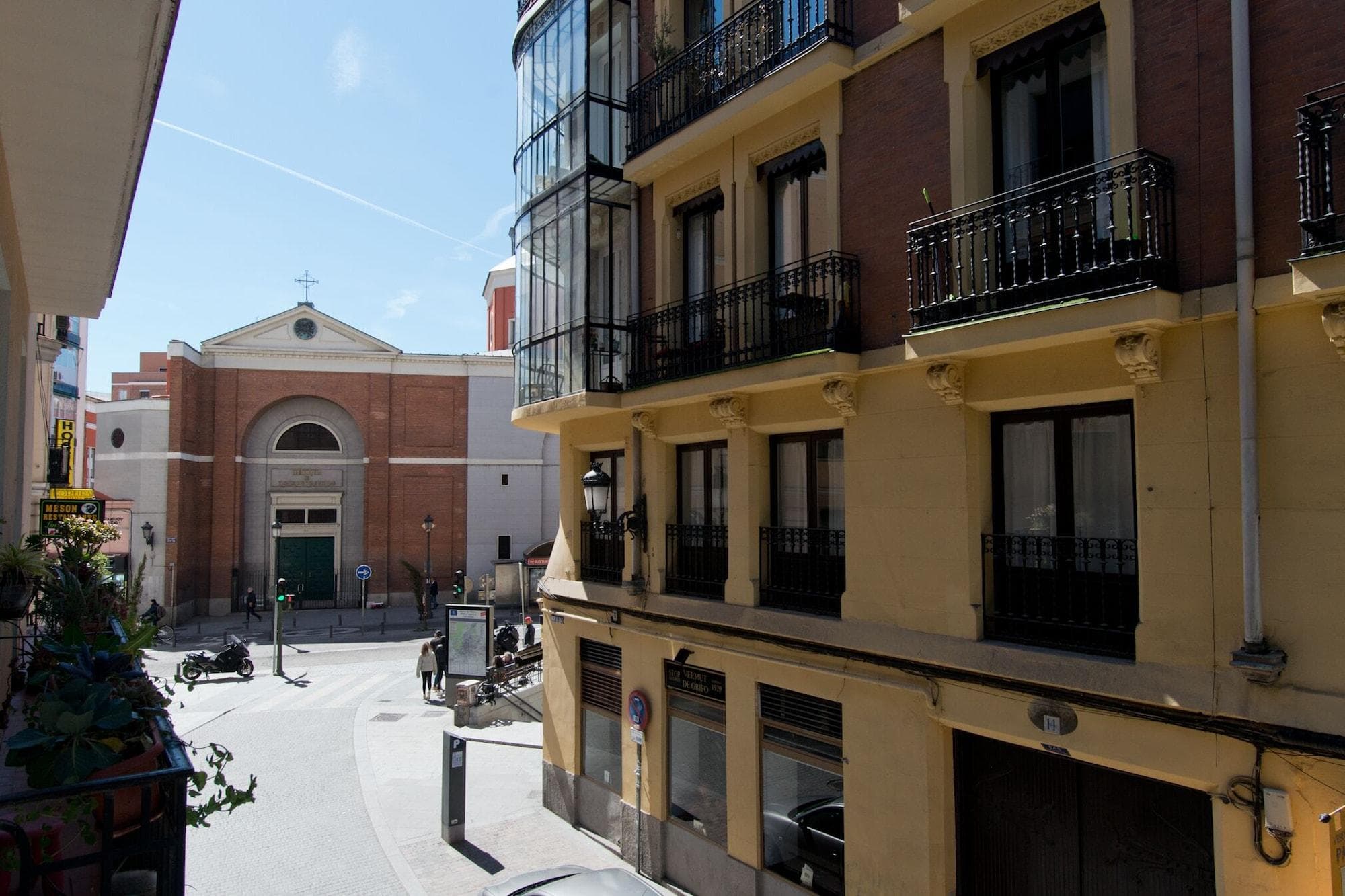 Amor De Dios 17 Boutique Hotel, General view