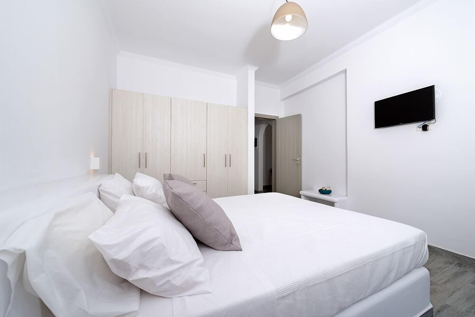 Casa Iphigenia, Room