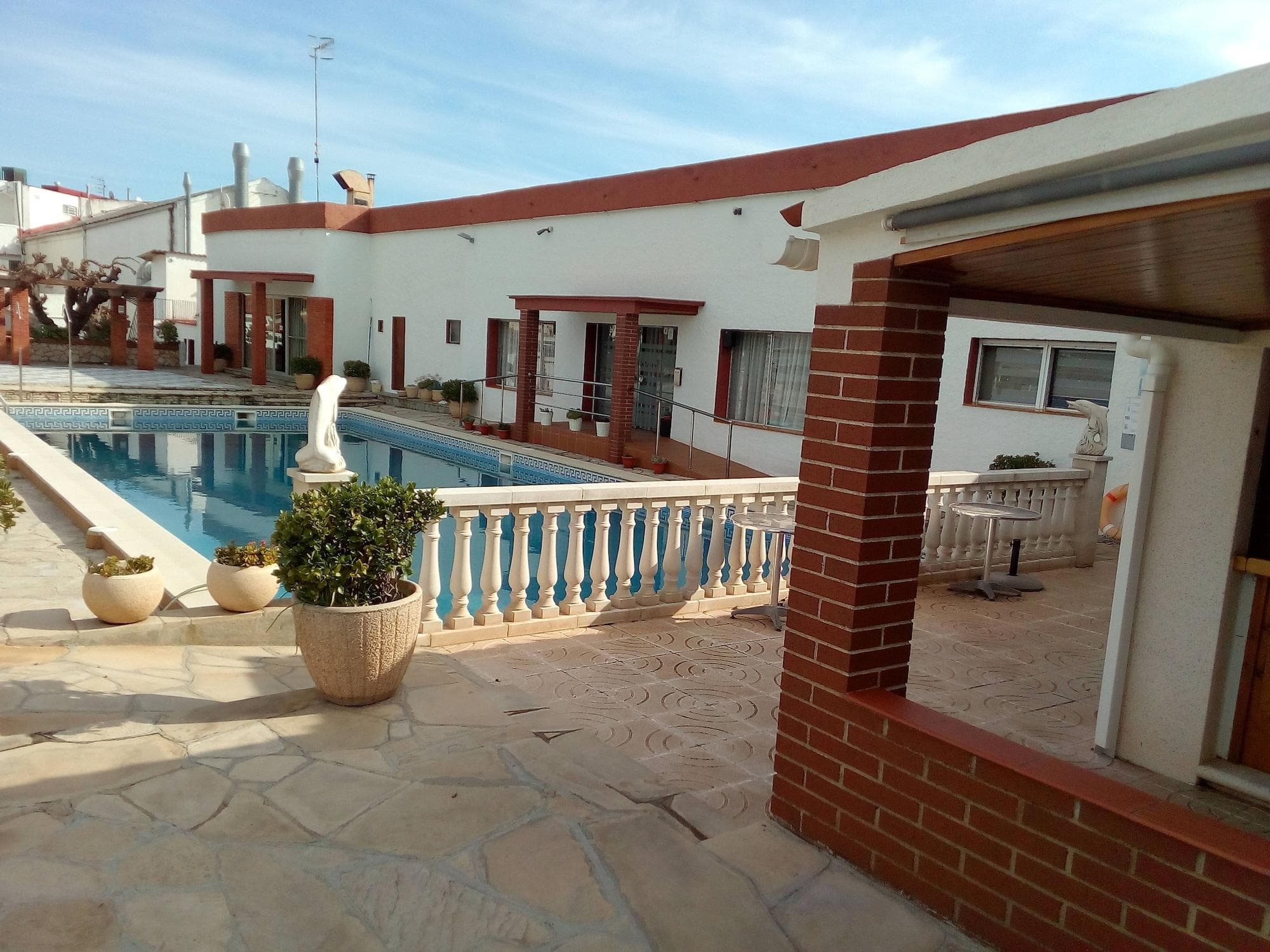 Hostal Lleida, Sports and Entertainment