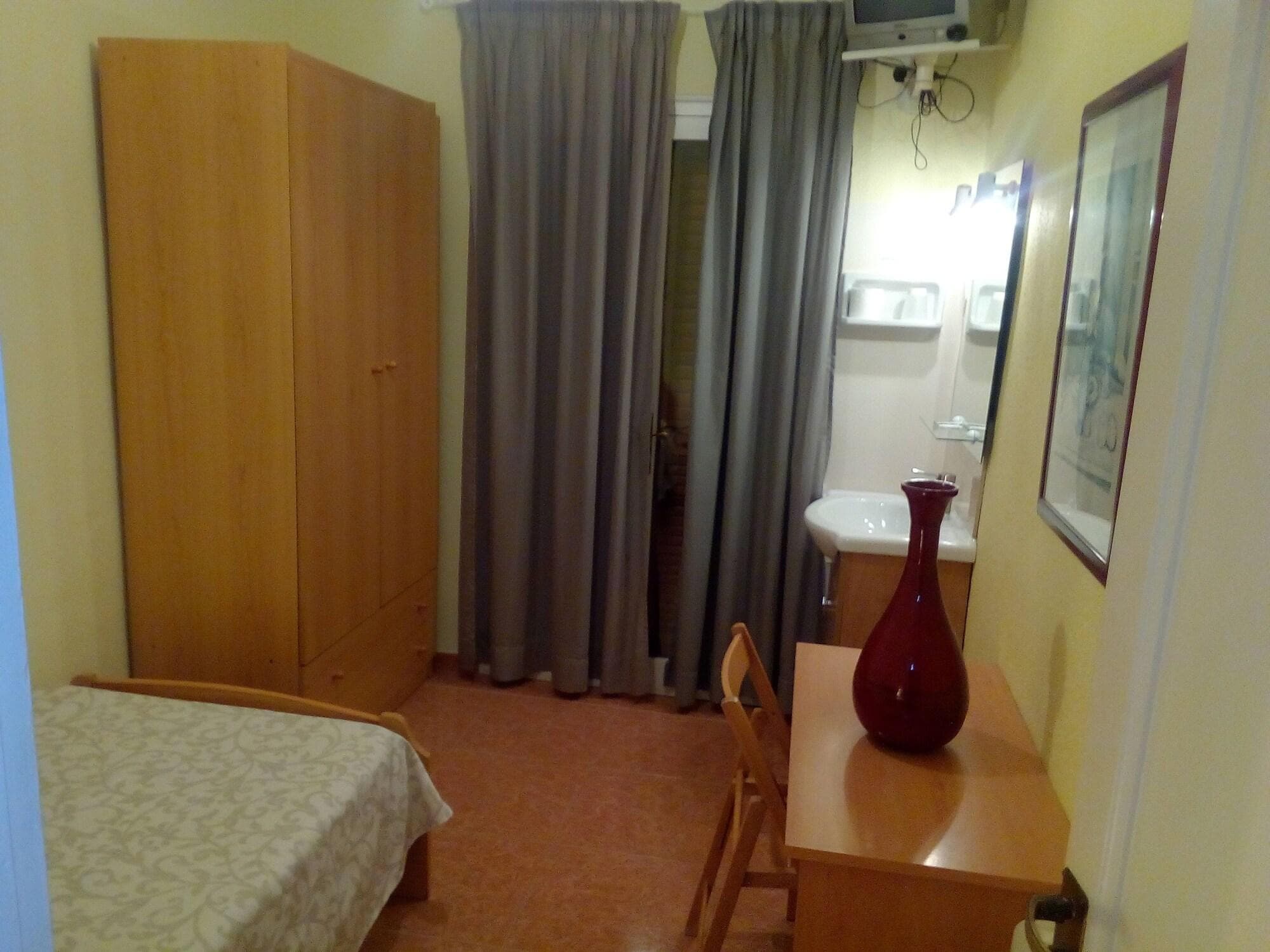 Hostal Lleida, Room