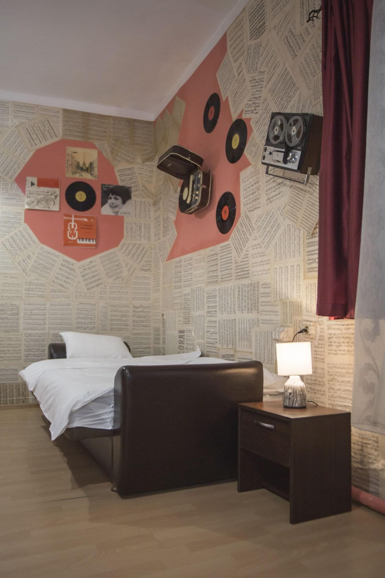 Serdika Rooms, Room