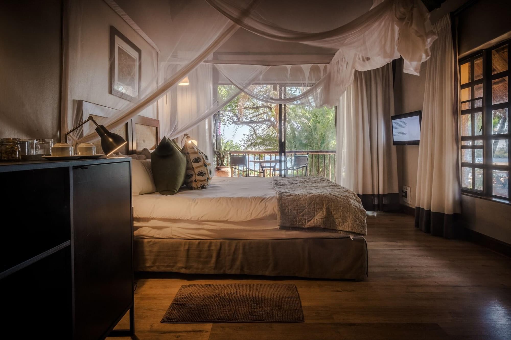 Chobe Marina Lodge, Room