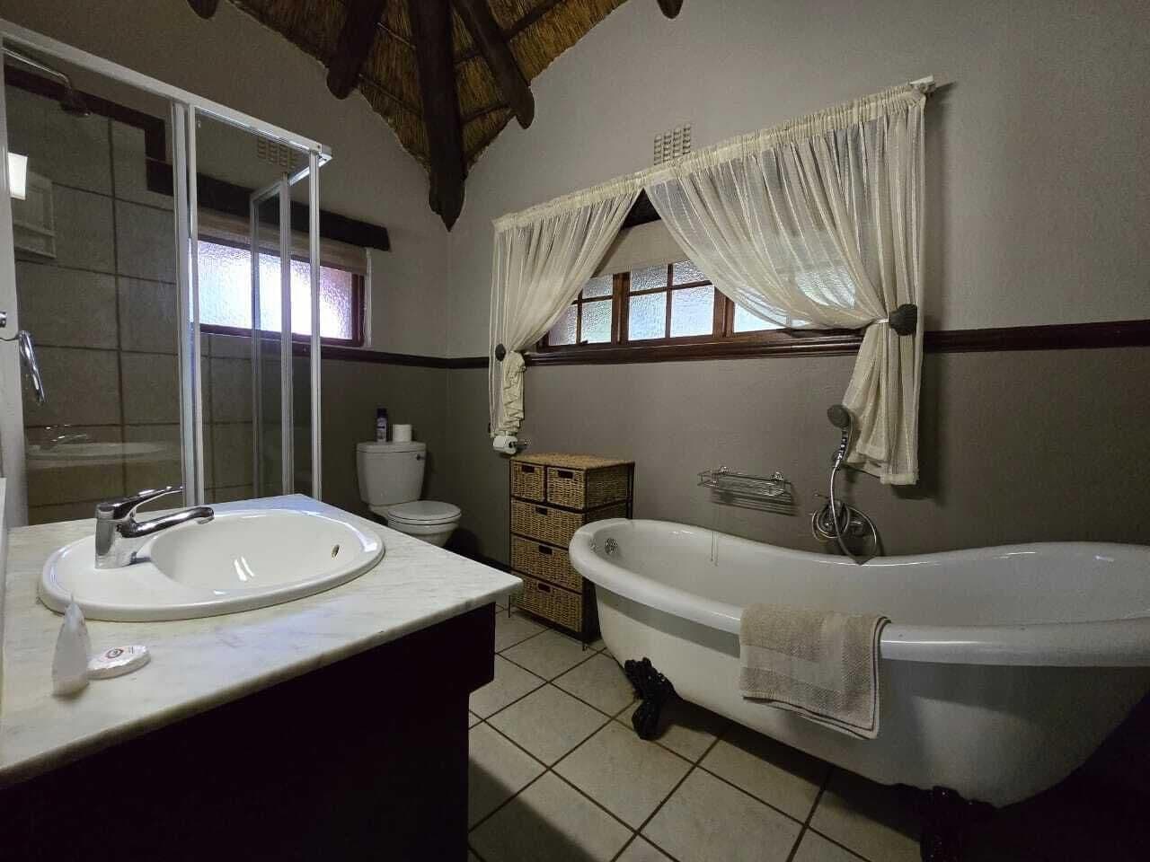 Glen Afric Country Lodge, Room