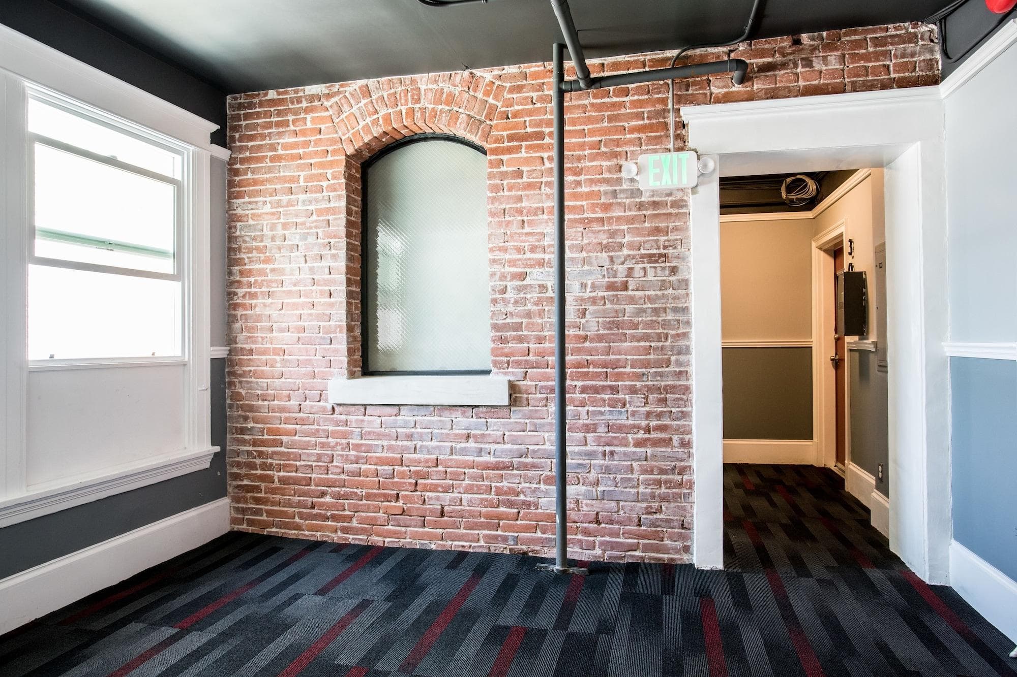 American Hotel Los Angeles, Lobby