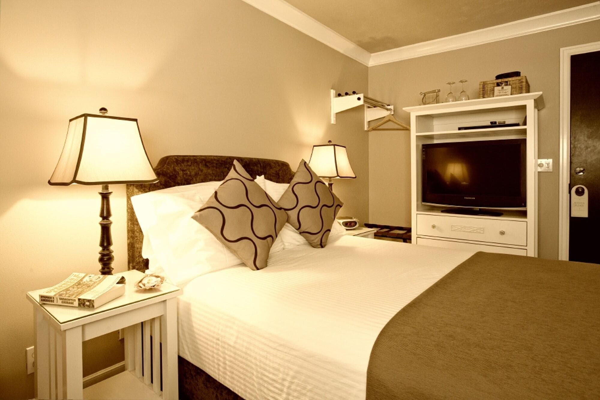 Cannon Beach Hotel, Room