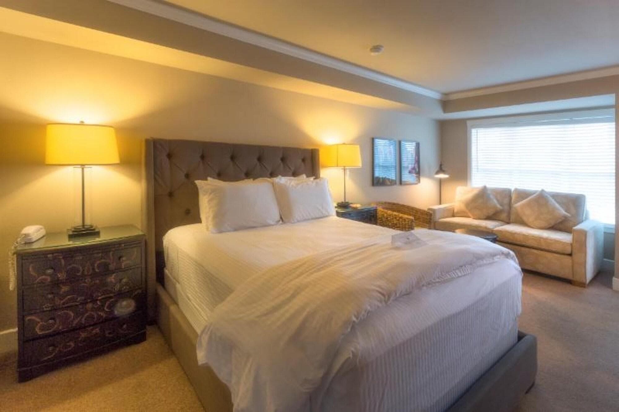 Cannon Beach Hotel, Room