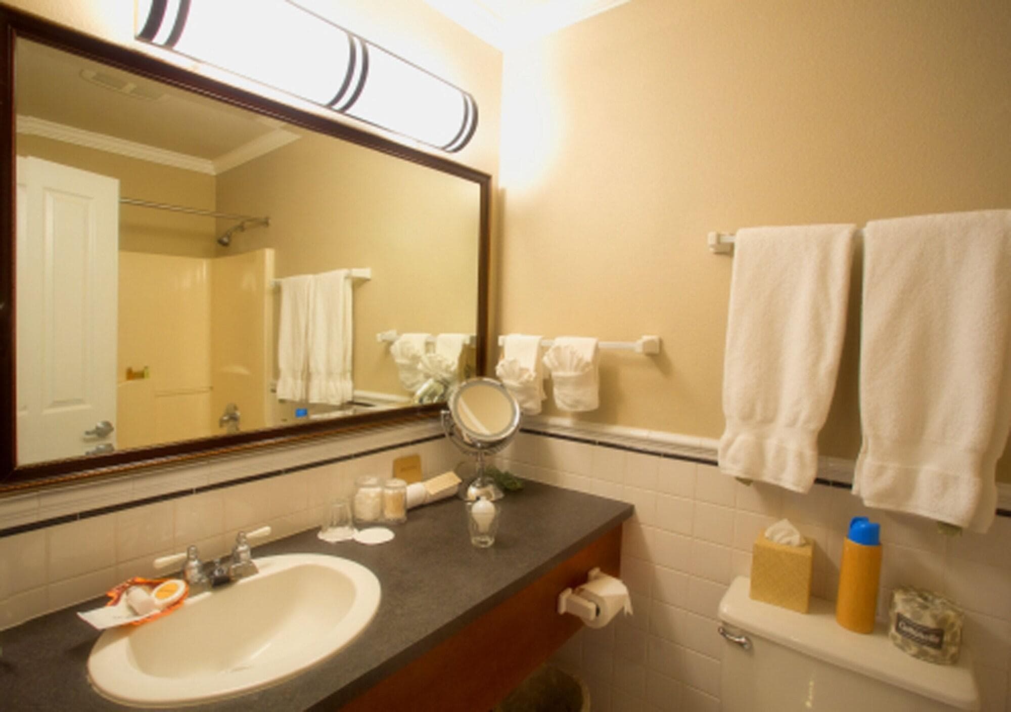 Cannon Beach Hotel, Room