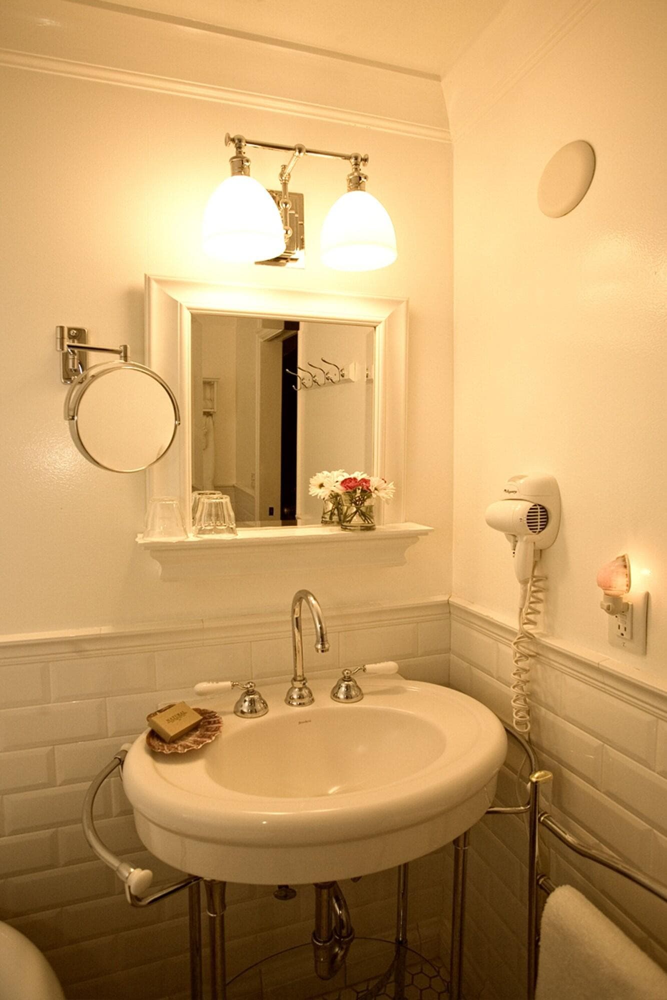 Cannon Beach Hotel, Room