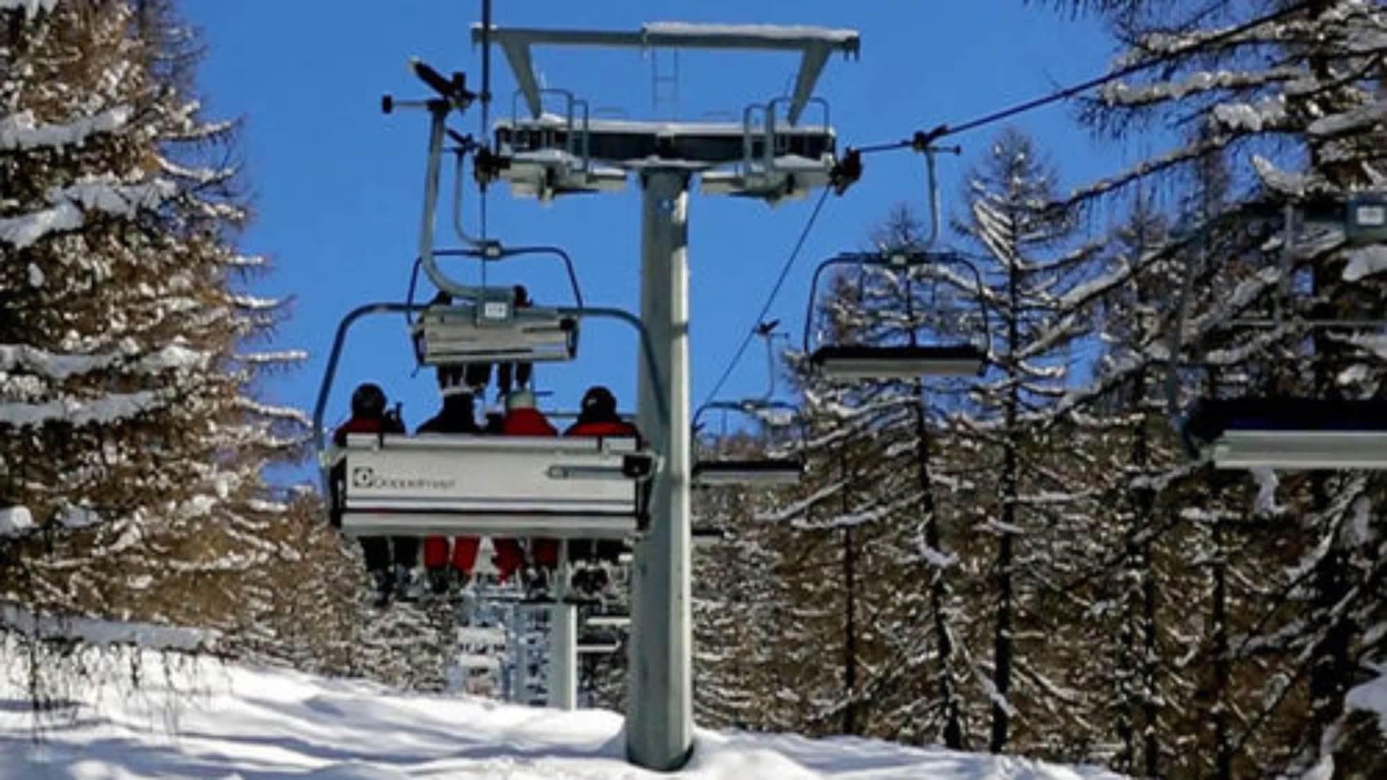 Hotel Torre, Sports and Entertainment