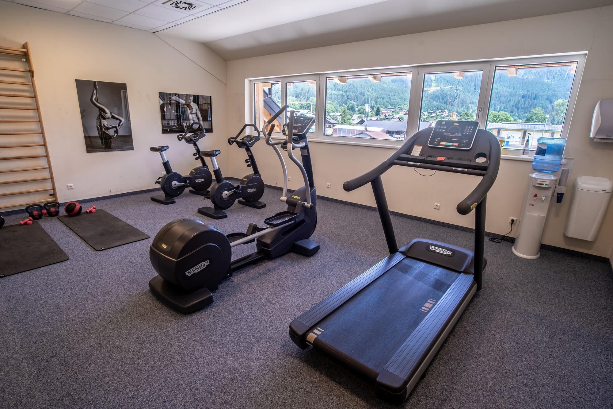 Cooee Alpin Hotel Dachstein, General view