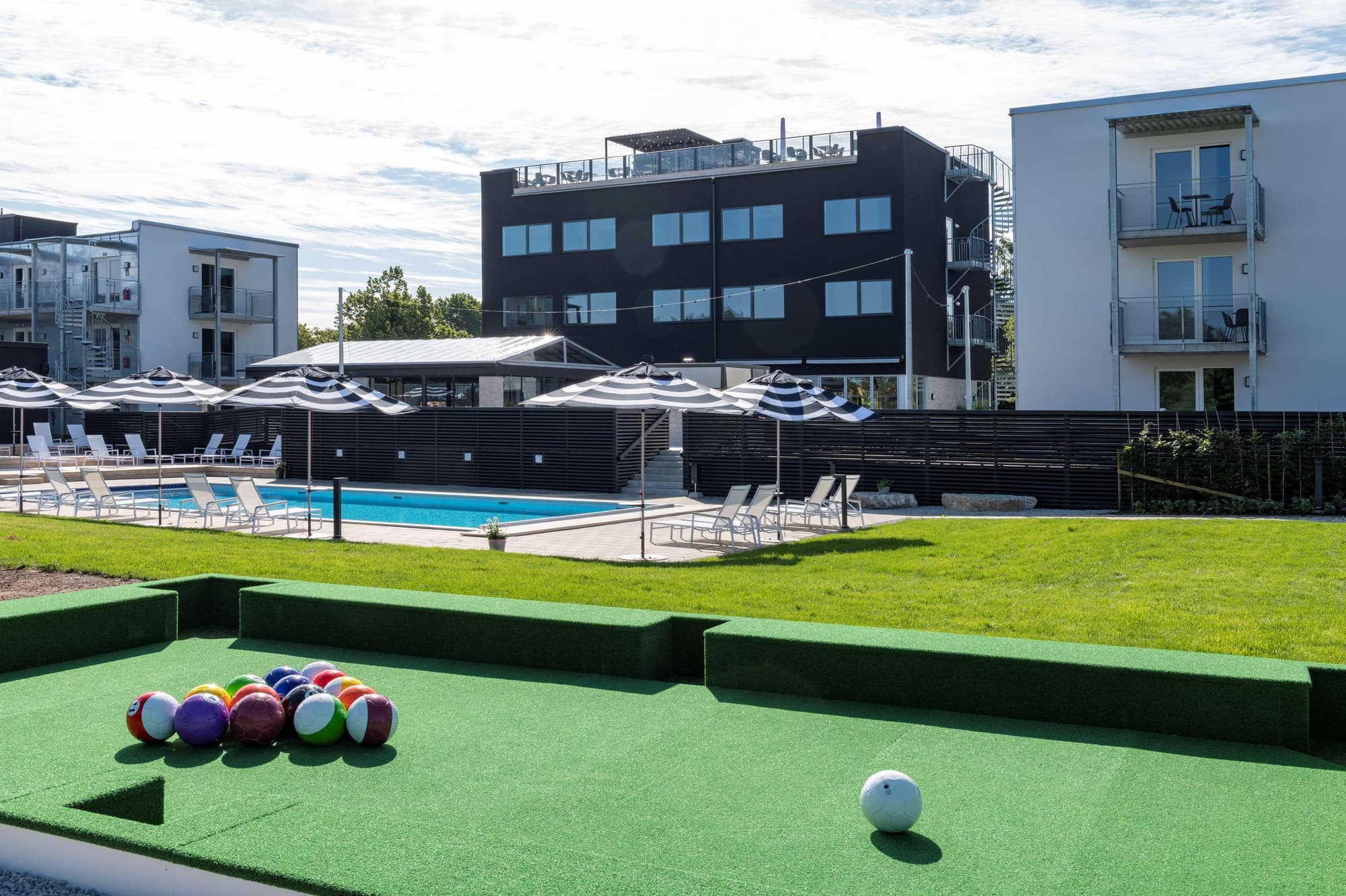 First Hotel Kokoloko, Pool