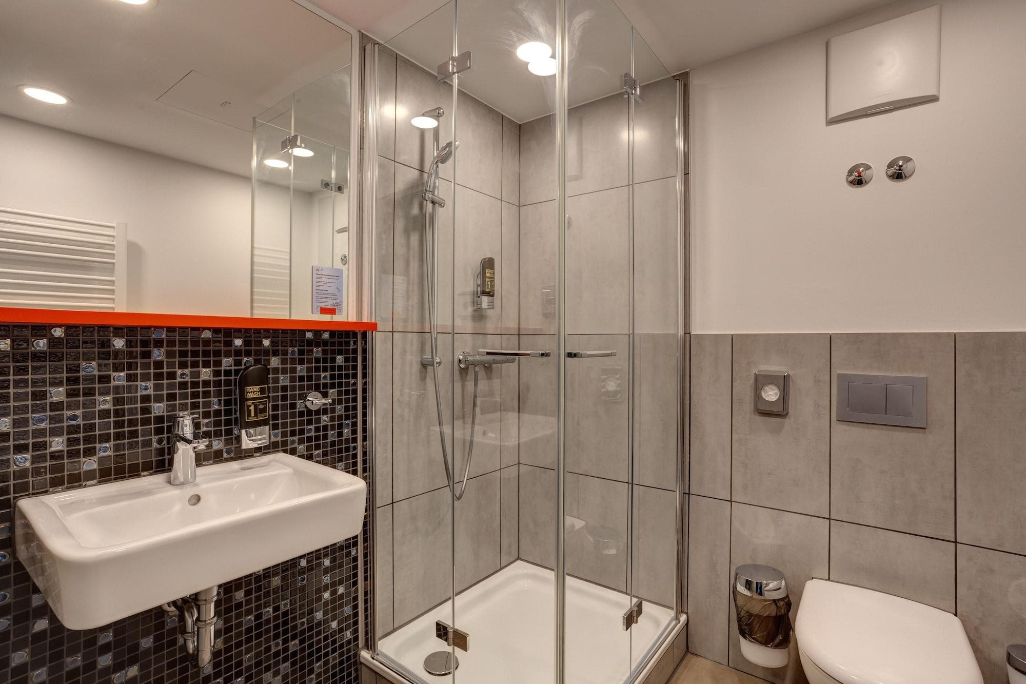 MEININGER Hotel München Olympiapark, Room