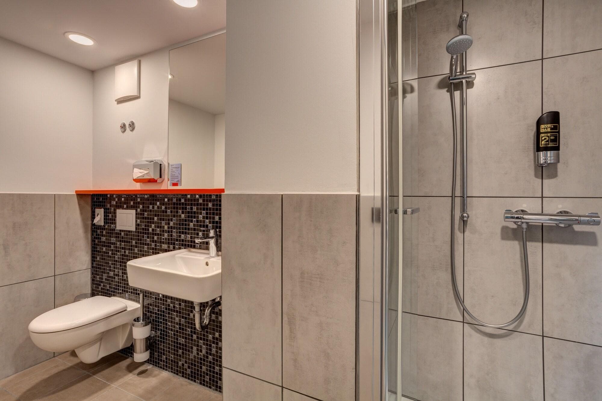 MEININGER Hotel München Olympiapark, Room