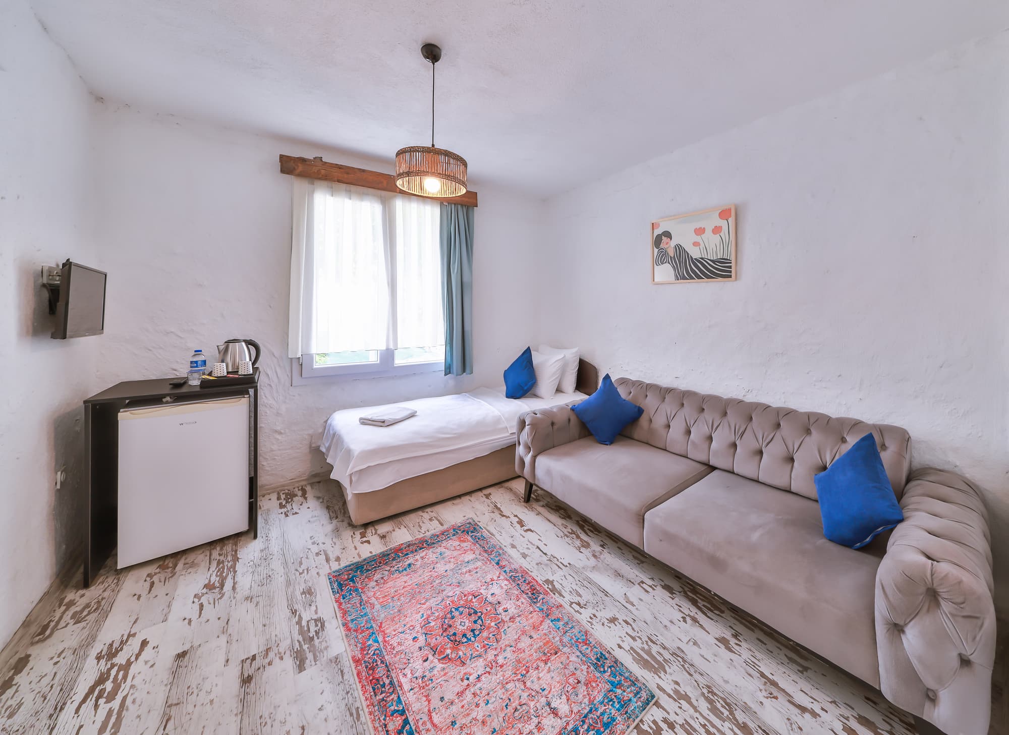 Livan Hotel Deluxe, Room