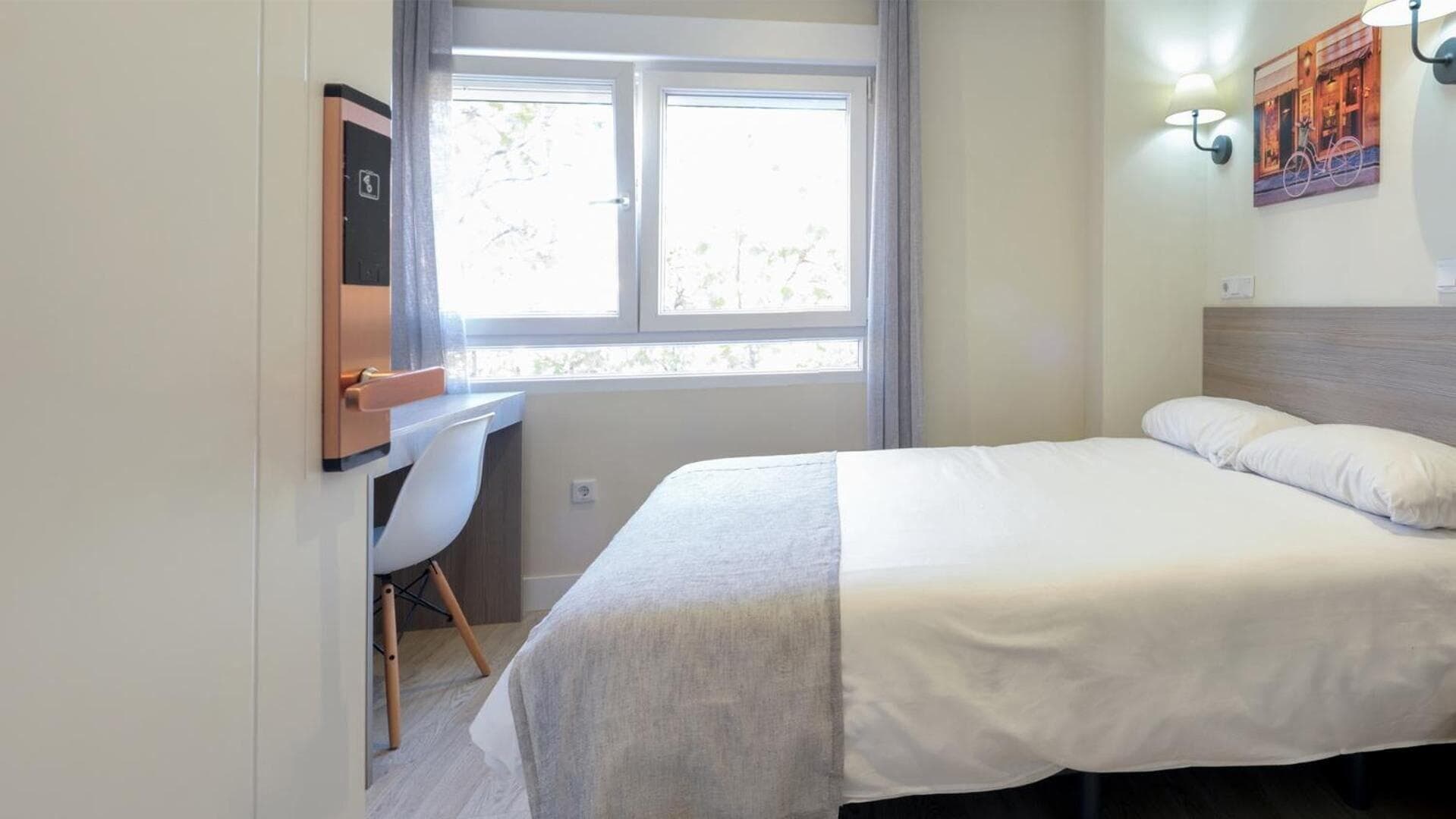 Hostal Golden Alcalá, Room