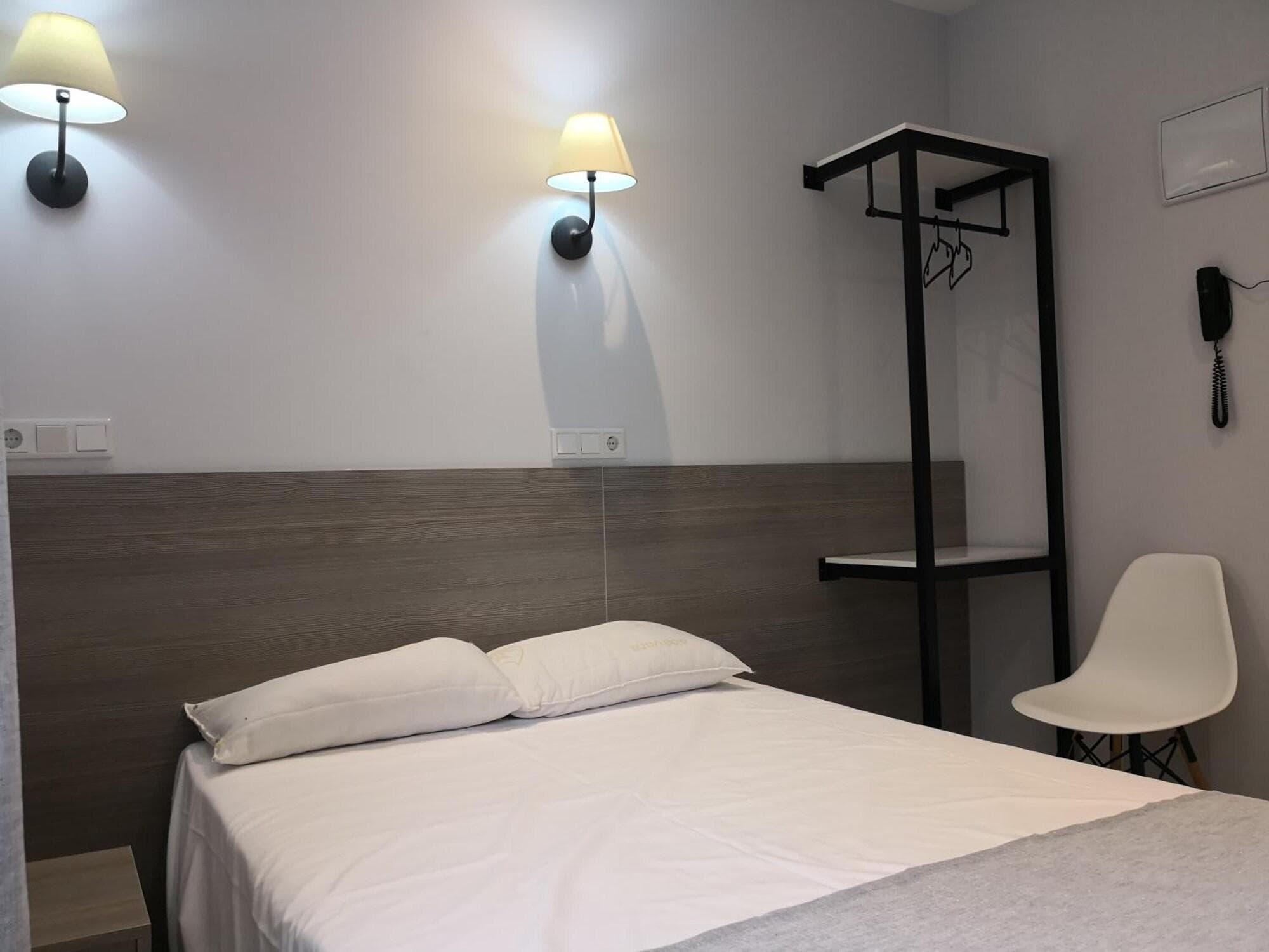 Hostal Golden Alcalá, Room