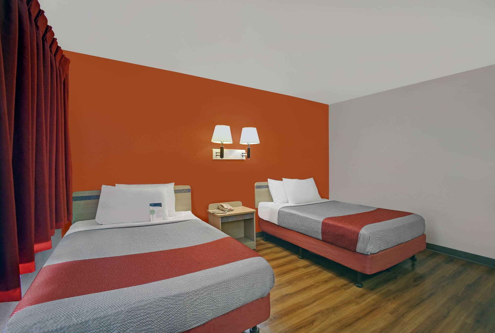 Super 8 by Wyndham Livermore, Room