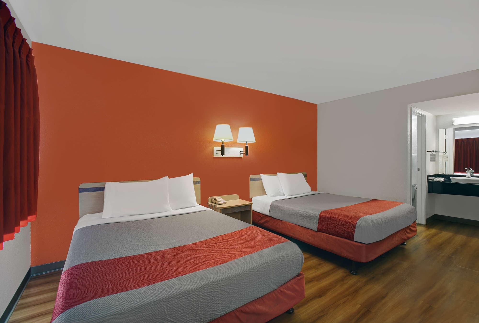 Super 8 by Wyndham Livermore, Room