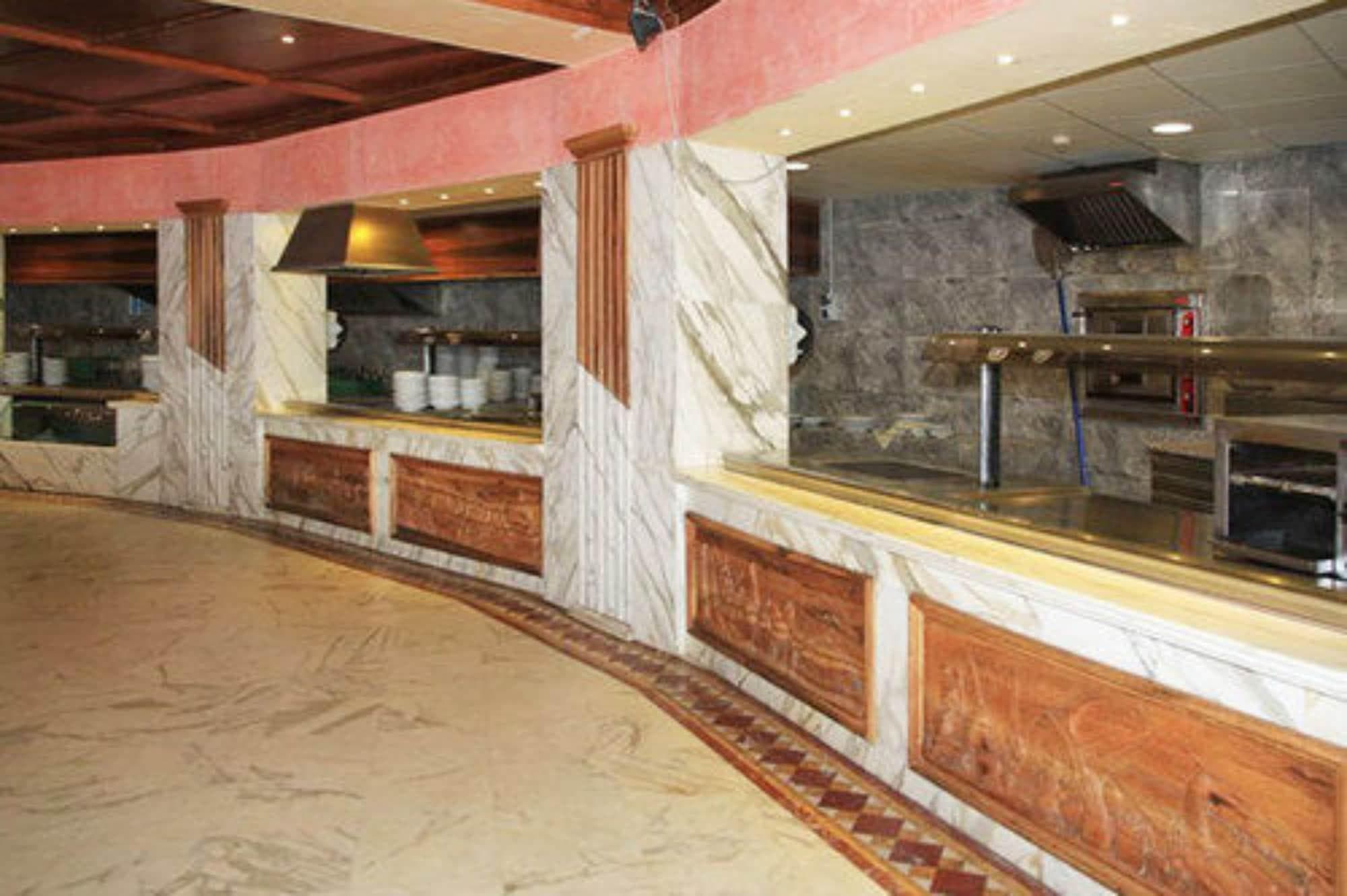 Grand Hotel Duchi D'Aosta, Restaurant