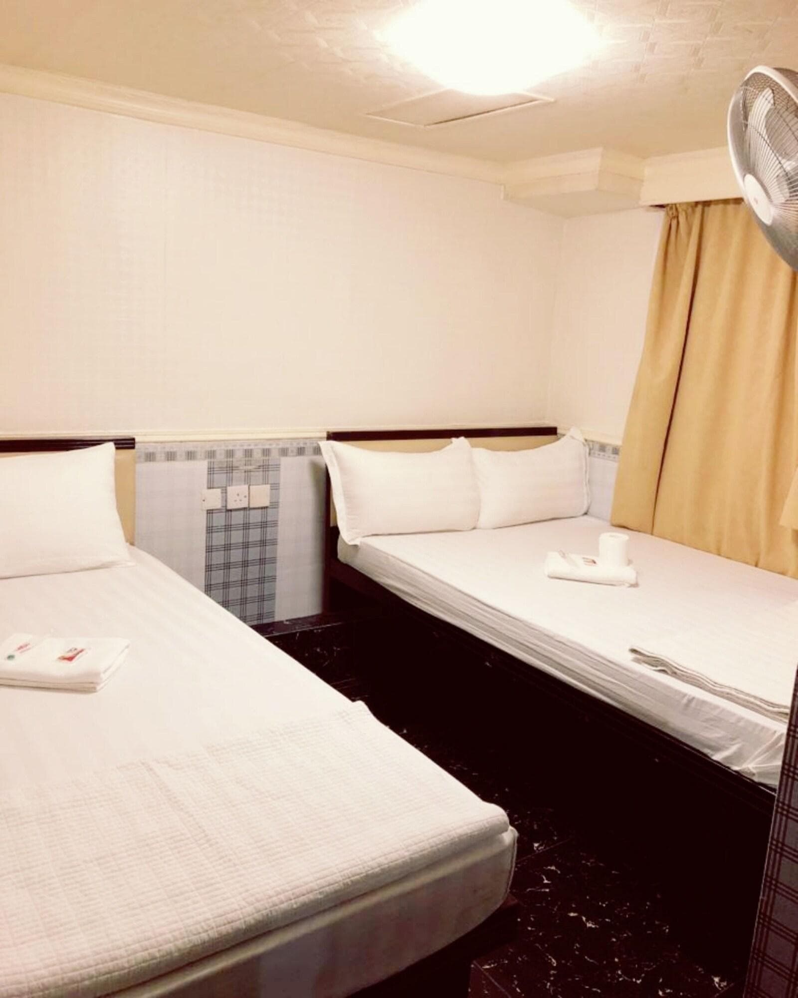 Taj Super Deluxe, Room