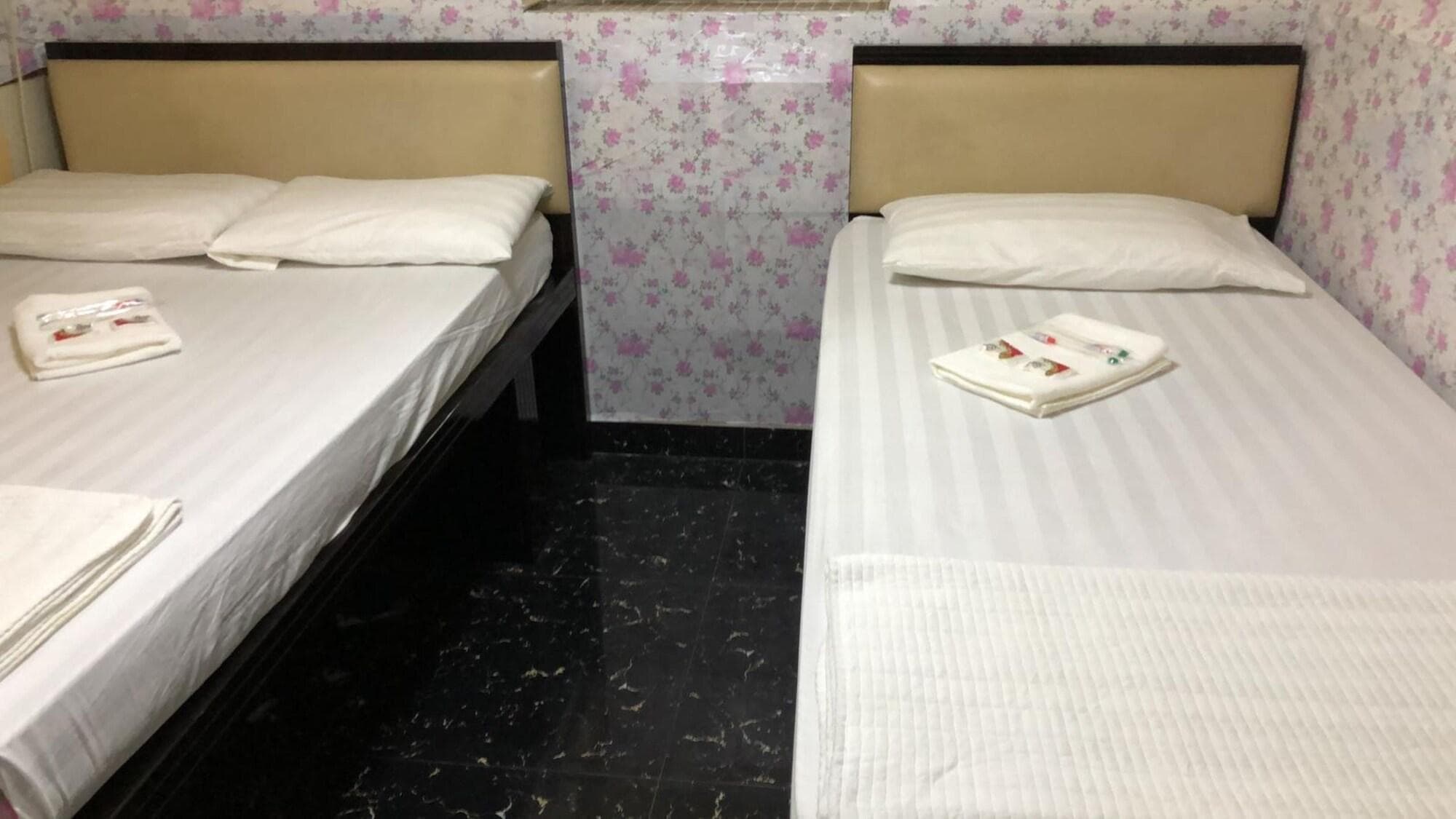 Taj Super Deluxe, Room