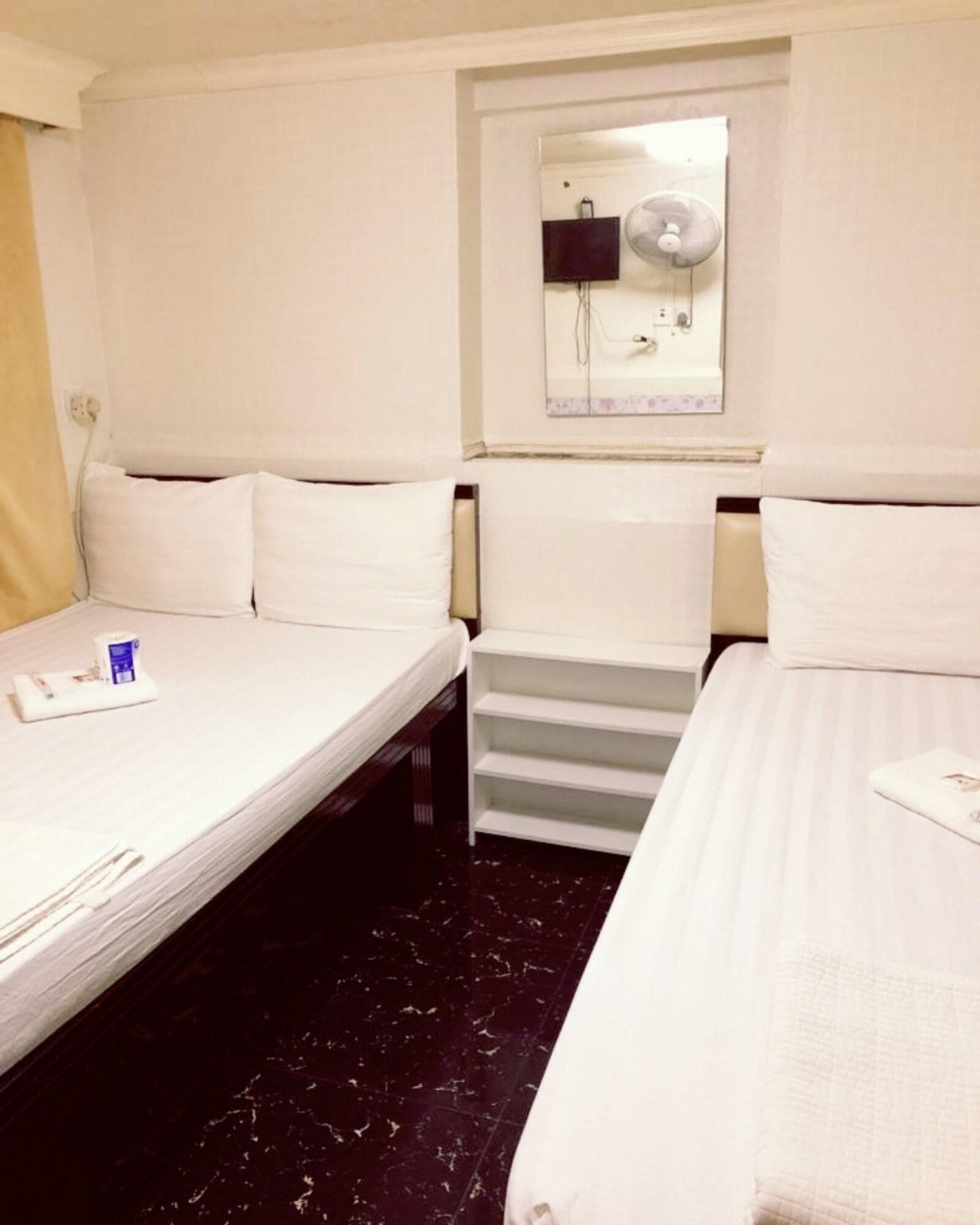 Taj Super Deluxe, Room