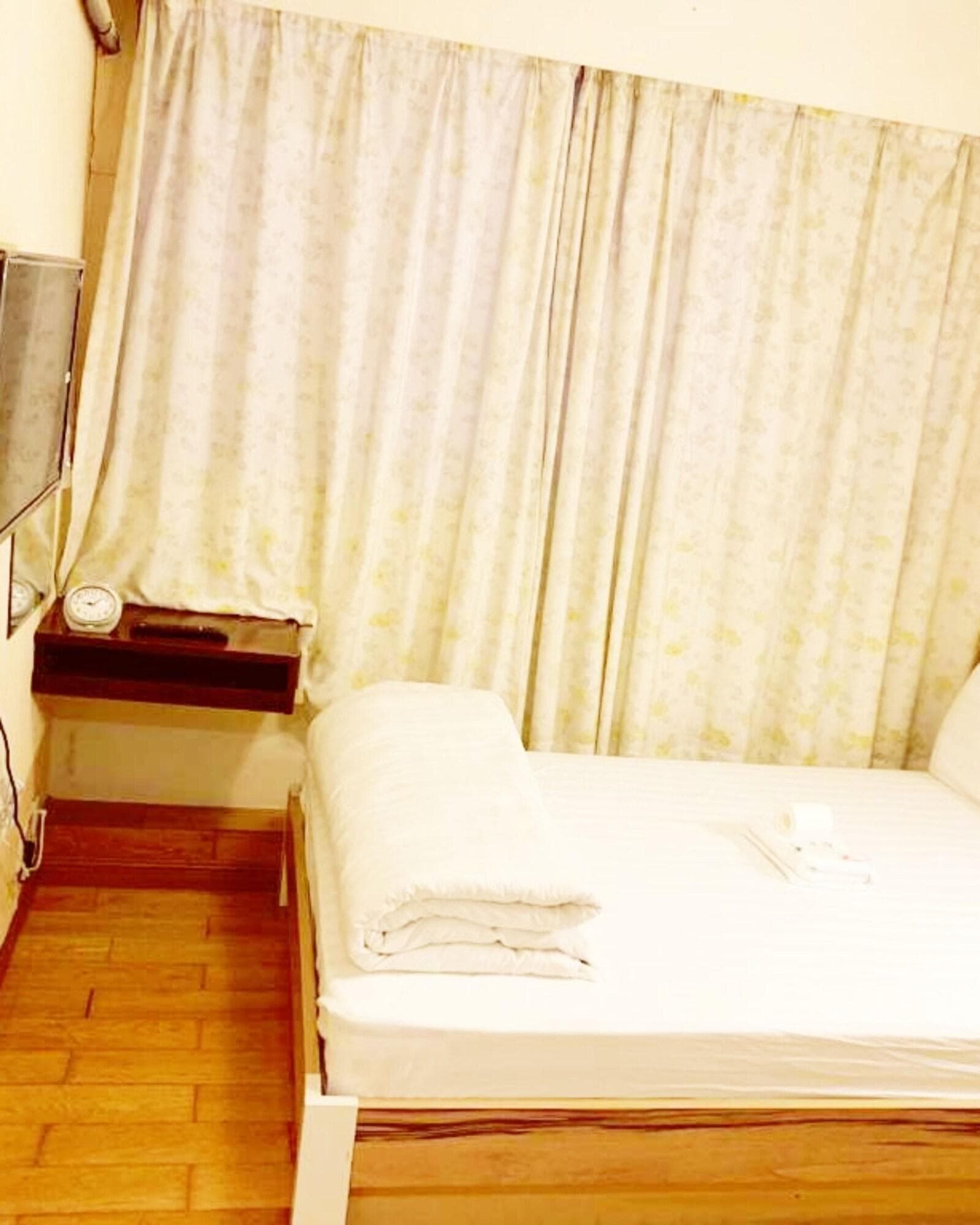 Taj Super Deluxe, Room