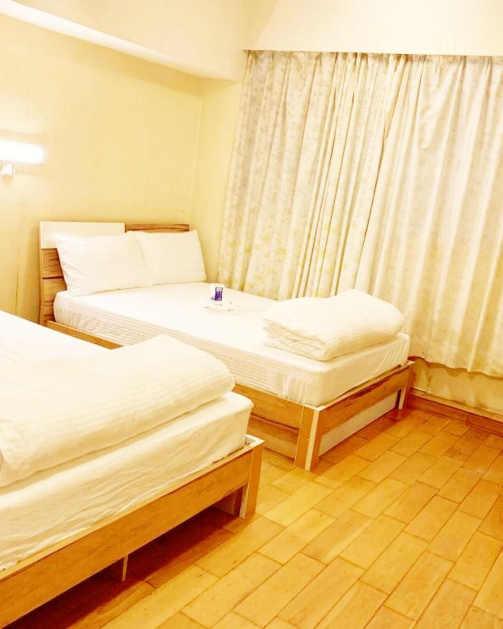 Taj Super Deluxe, Room